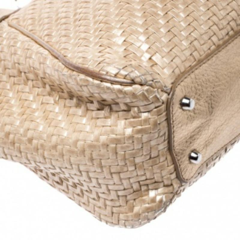 Fourre-tout Furla en cuir et raphia tissé doré en vente 2