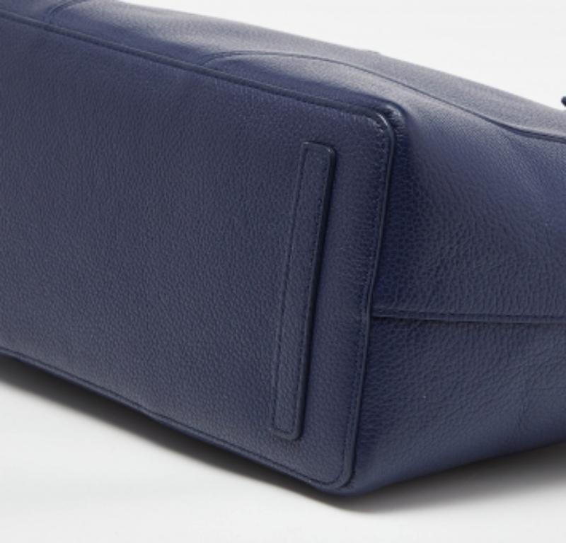 Satchel con cremallera de piel azul marino Furla en venta 3