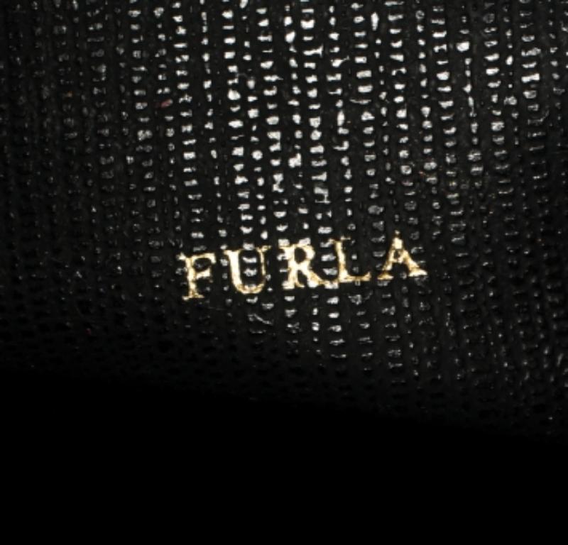 Furla Red/Black Textured Leather and Suede Tote For Sale 6