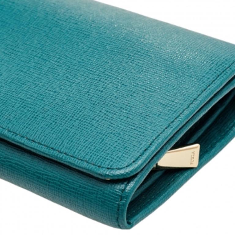 Furla Teal Green Saffiano Leather Continental Wallet In Good Condition For Sale In Dubai, Al Qouz 2