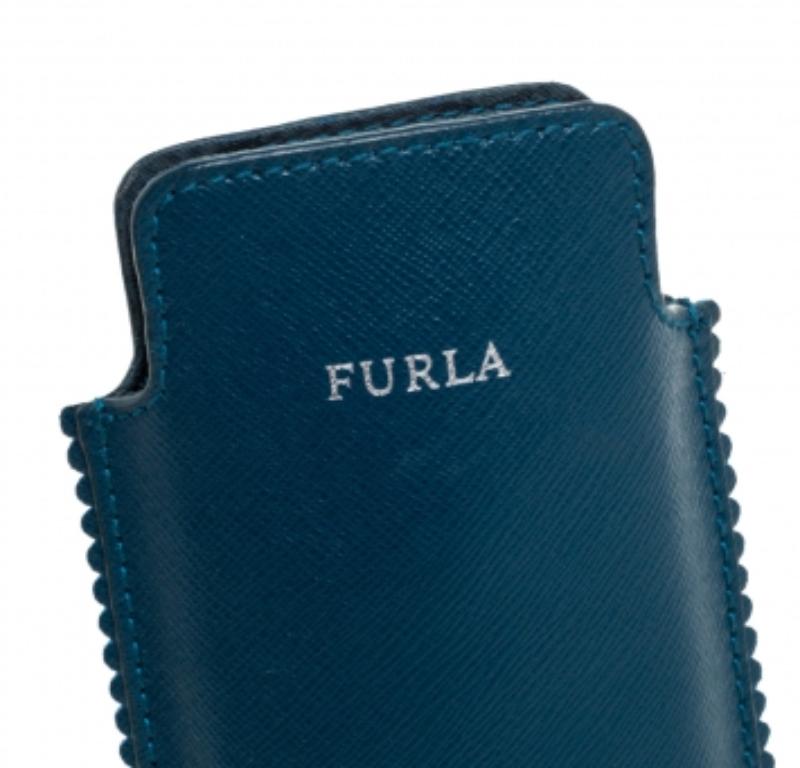 Donna Furla Teal Leather Phone Case in vendita