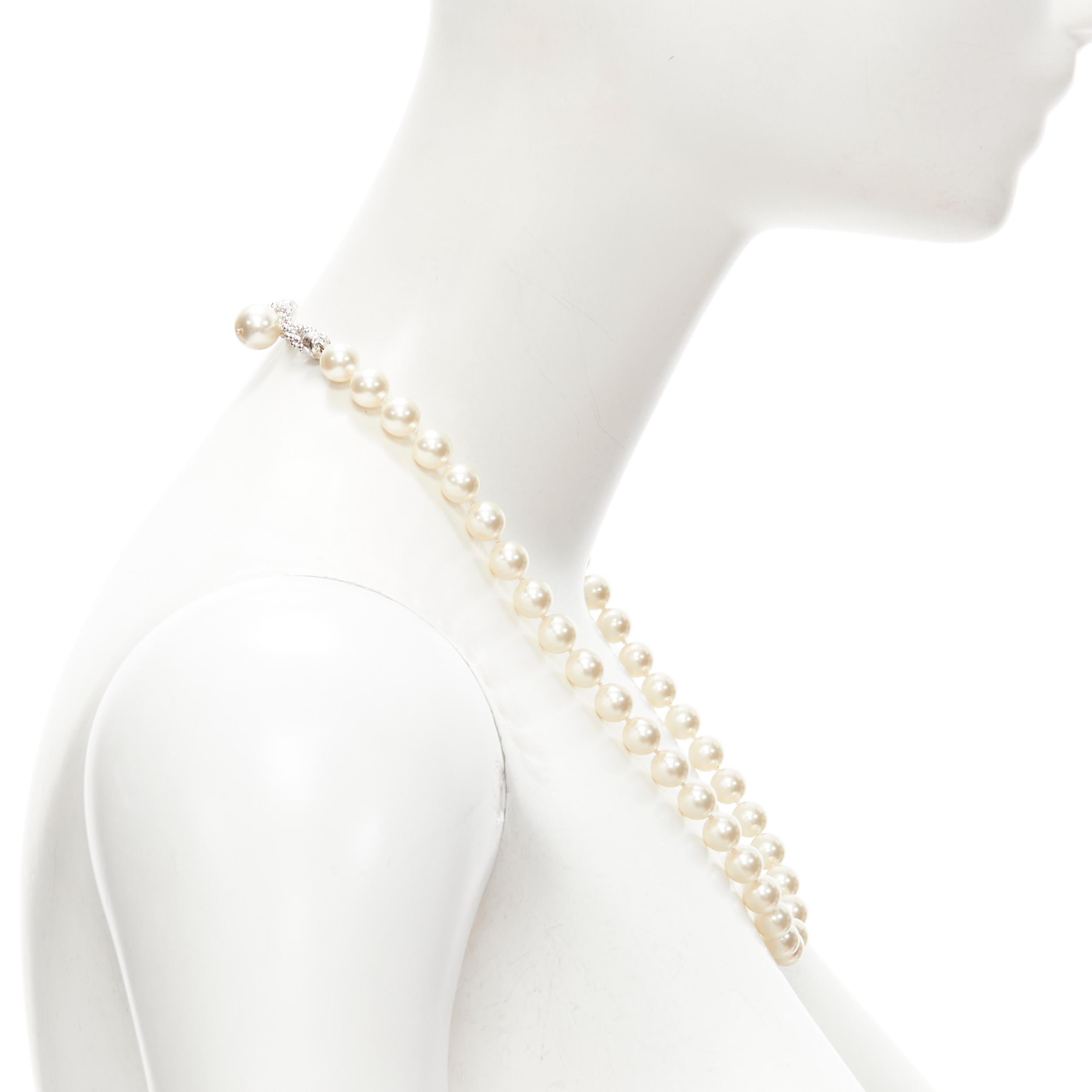 FURLA white faux pearl silver tone chain classy short necklace ring set For Sale 1