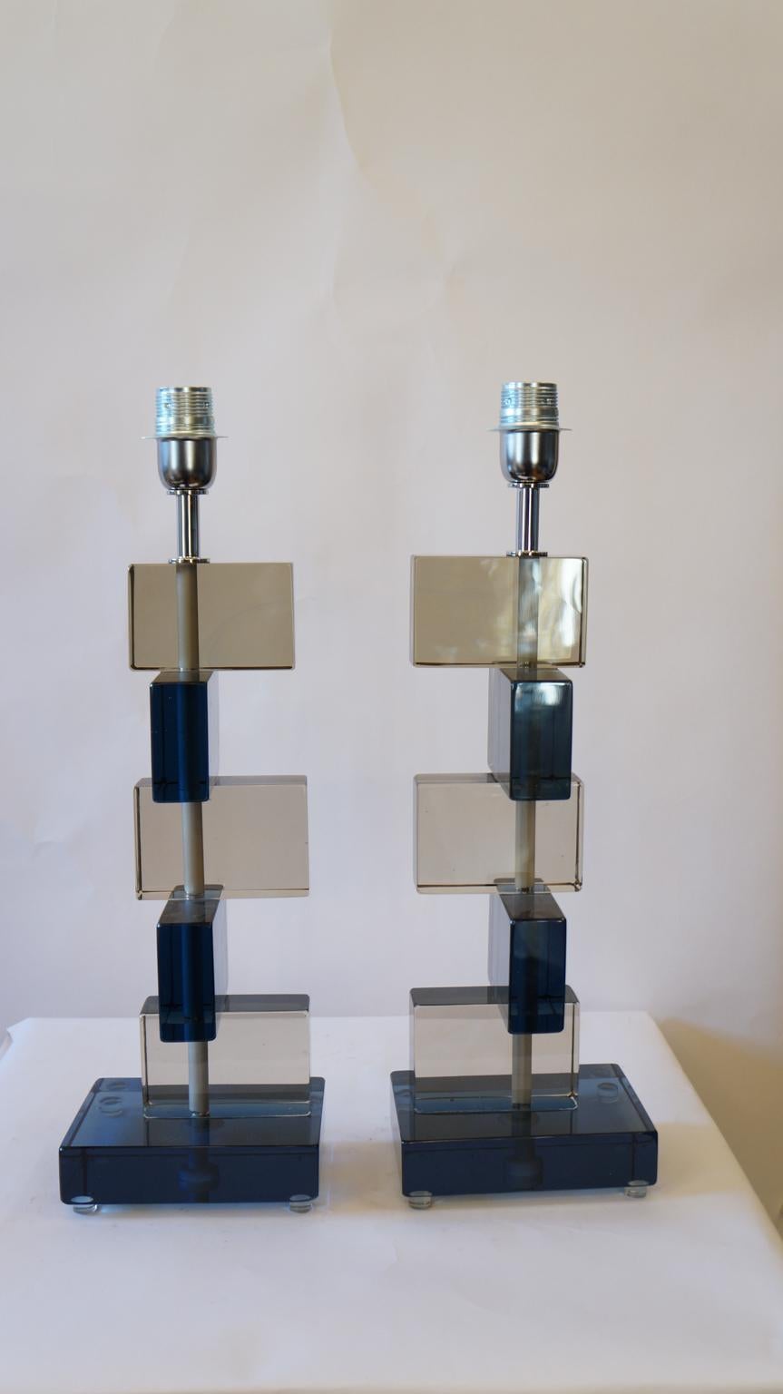 The Moderns MODERNITY Bleu fumé Deux lampes de table en verre de Murano, 1975 en vente 2