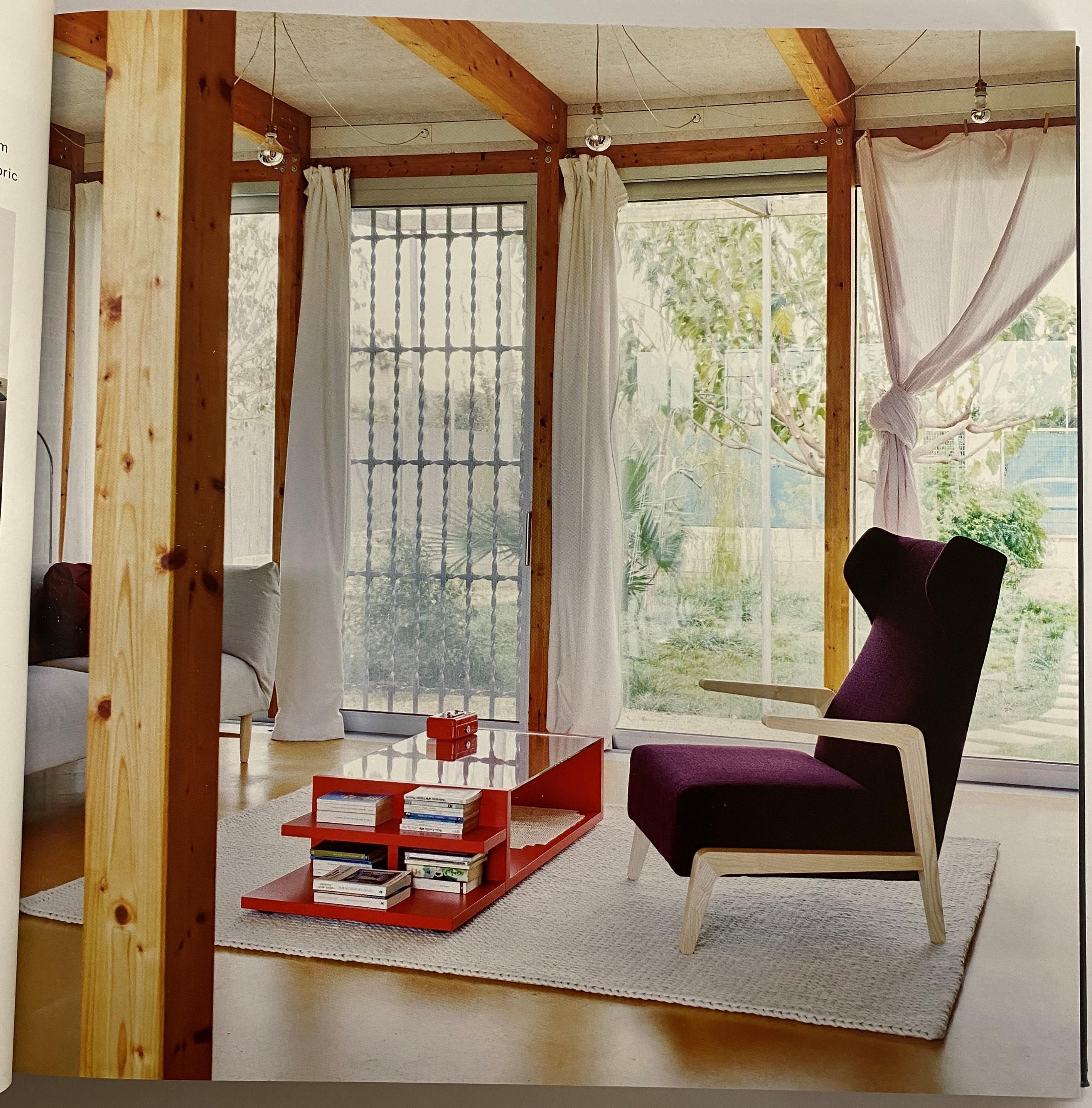 Papier Furniture by Architects Foreword de Stephen Crafti (Livre) en vente