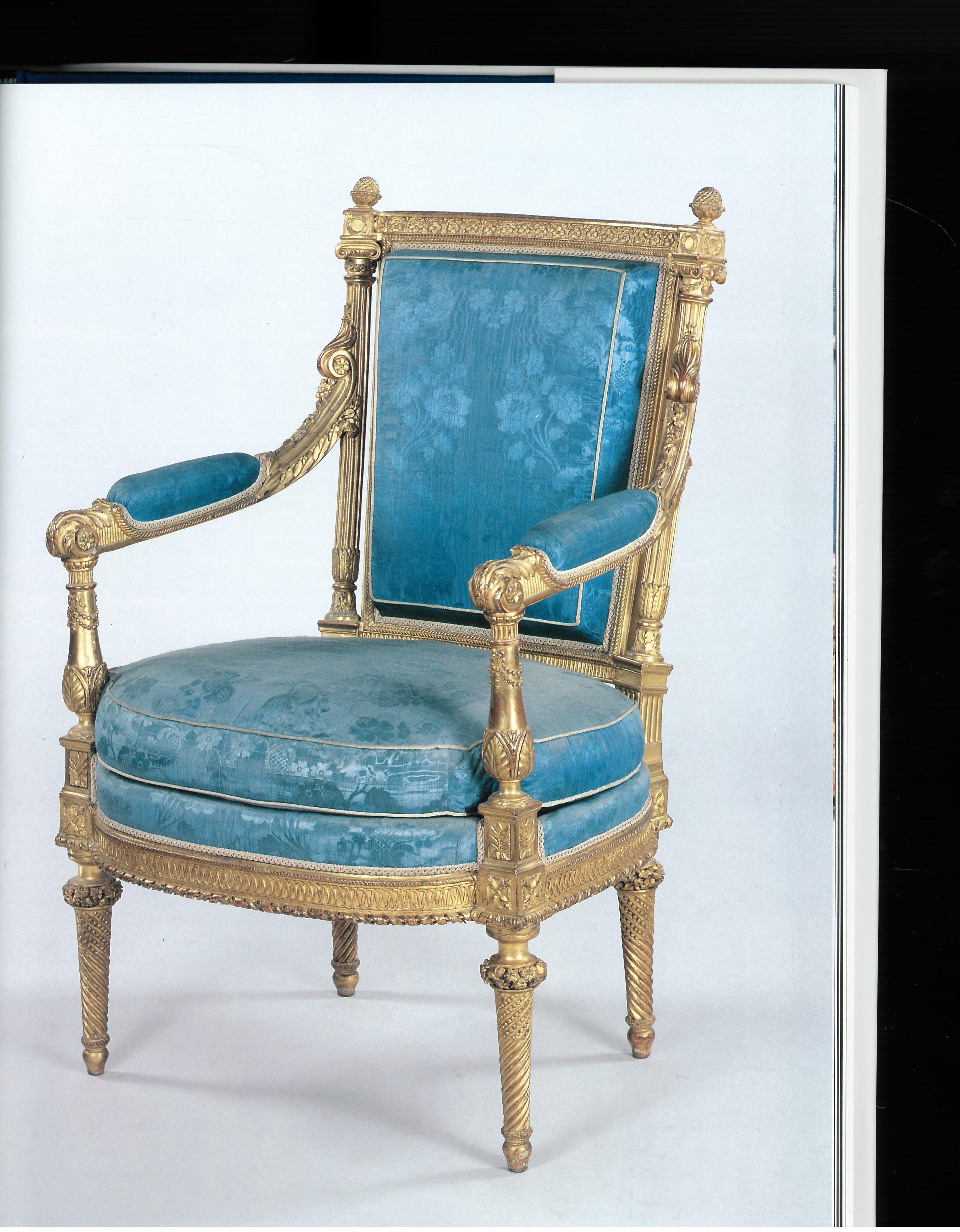 Paper Furniture Collections in the Louvre (Book)