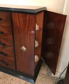 Furniture in Holz, 1930