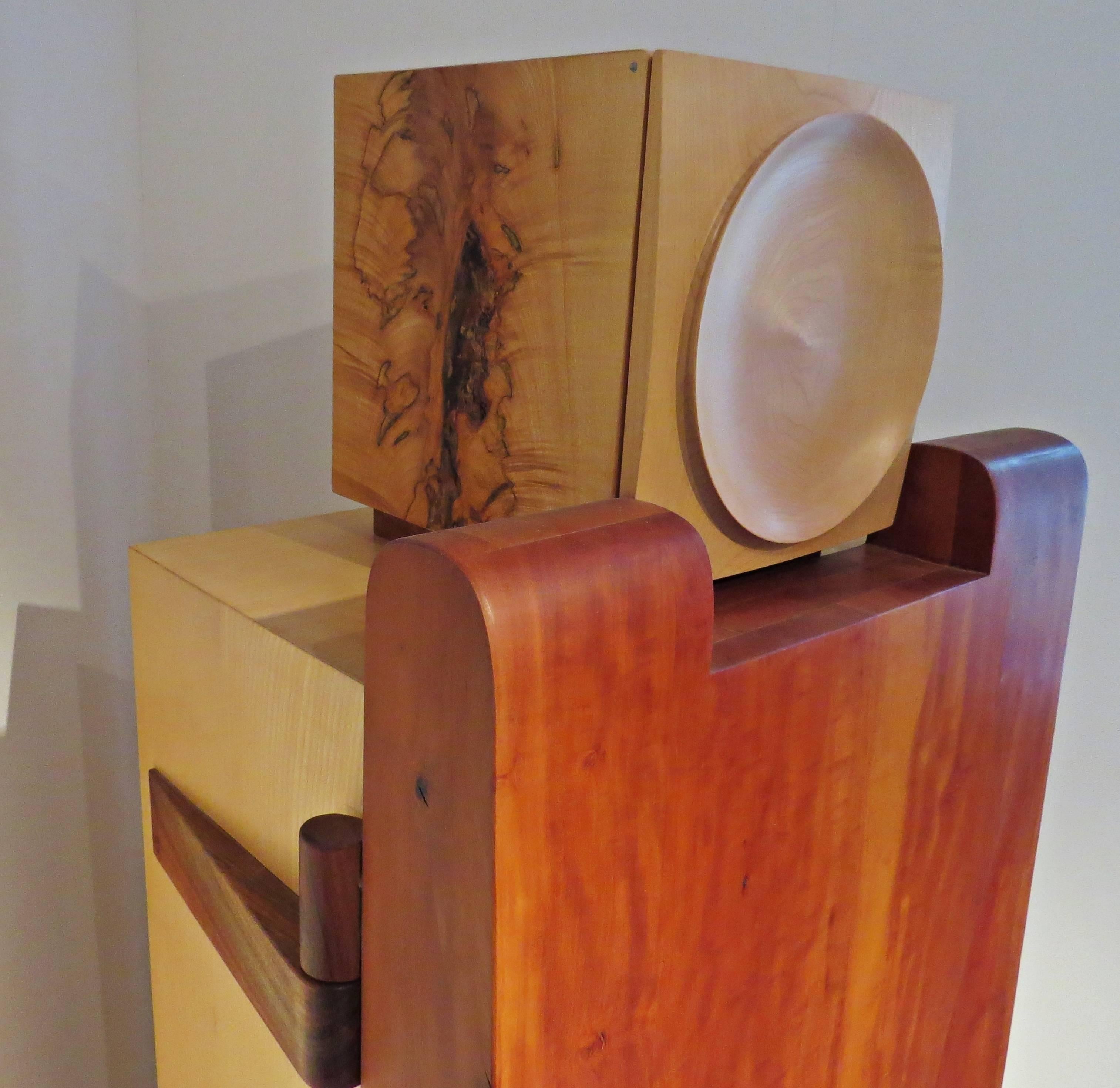 Möbel-Skulptur „Cabinet-Man“ aus Massivholz, einzigartig (Eichenholz) im Angebot