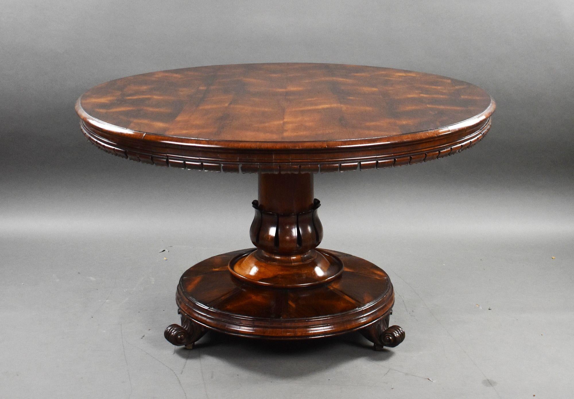 Furniture > Tables > Dining Room Tables In Good Condition In Chelmsford, Essex