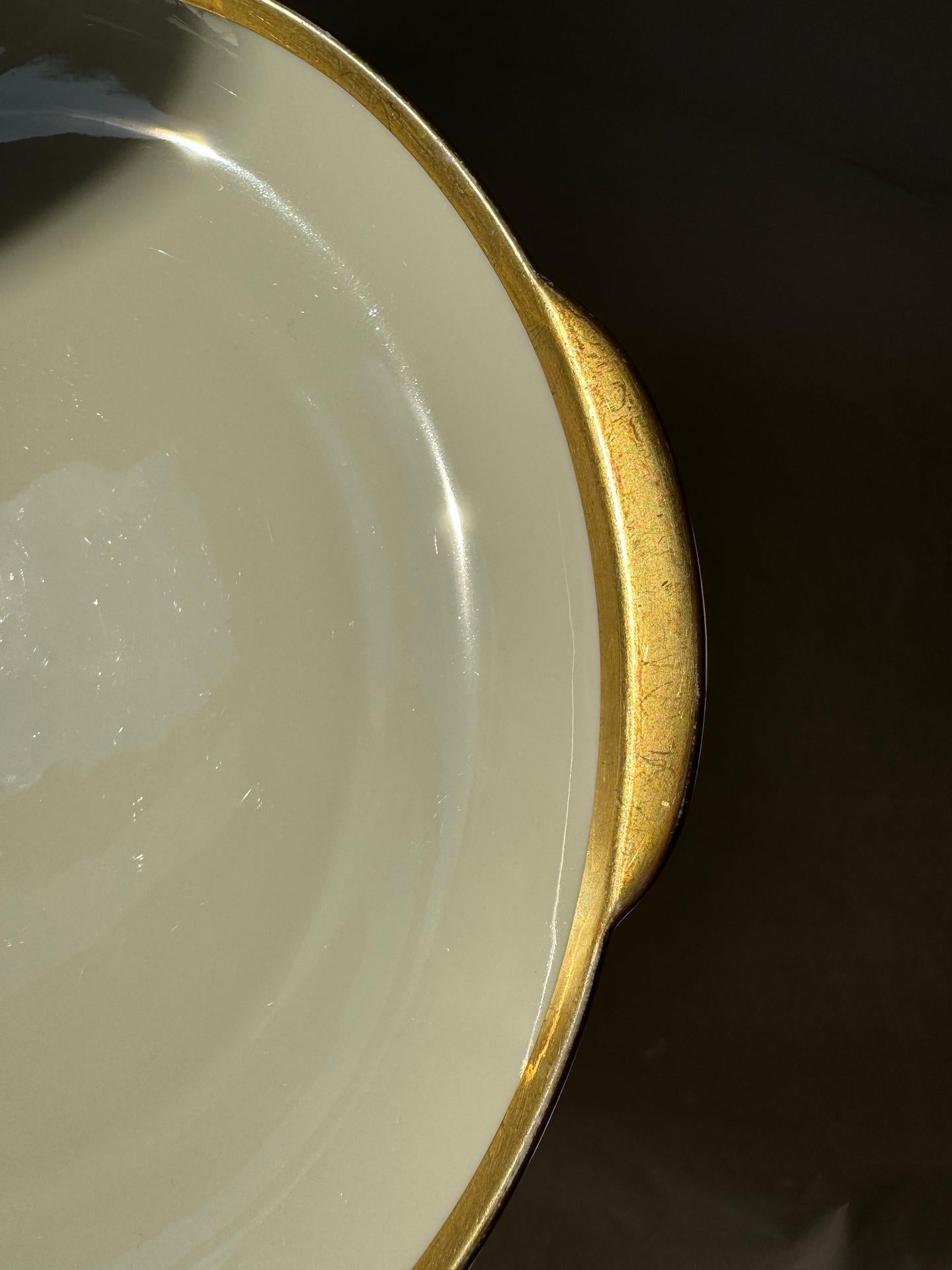 FÜRSTIN Geschirr von Furstenberg, Deutschland, 1950er Jahre, Elfenbein und Gold Porzellan im Zustand „Gut“ in Crespières, FR