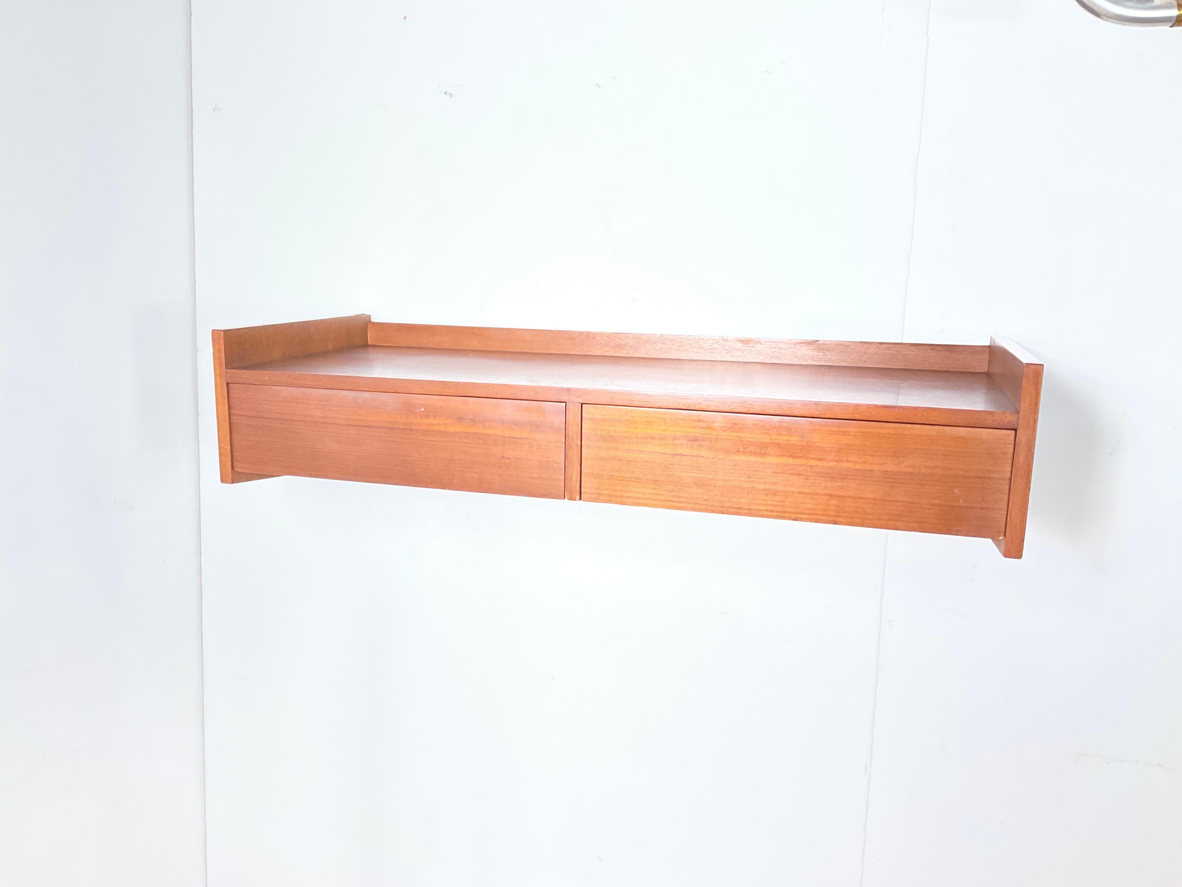 Italian Furted wood wall console attributable to Osvaldo Borsani For Sale