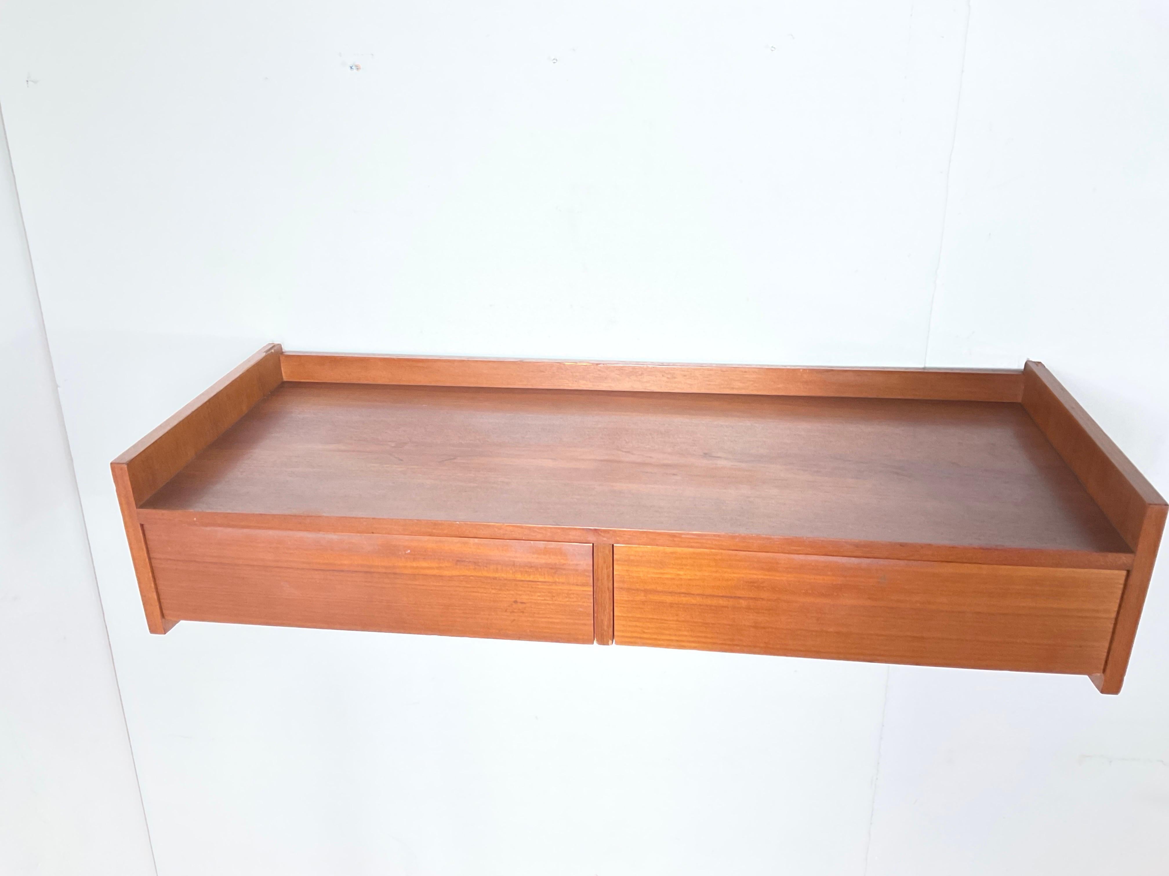 Mid-20th Century Furted wood wall console attributable to Osvaldo Borsani For Sale