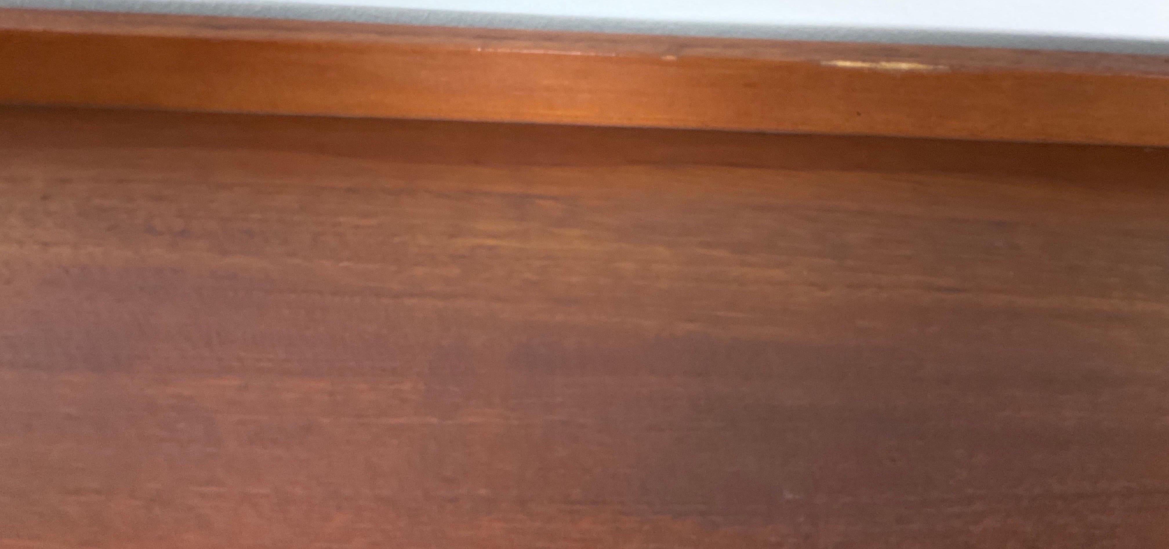 Furted wood wall console attributable to Osvaldo Borsani For Sale 3