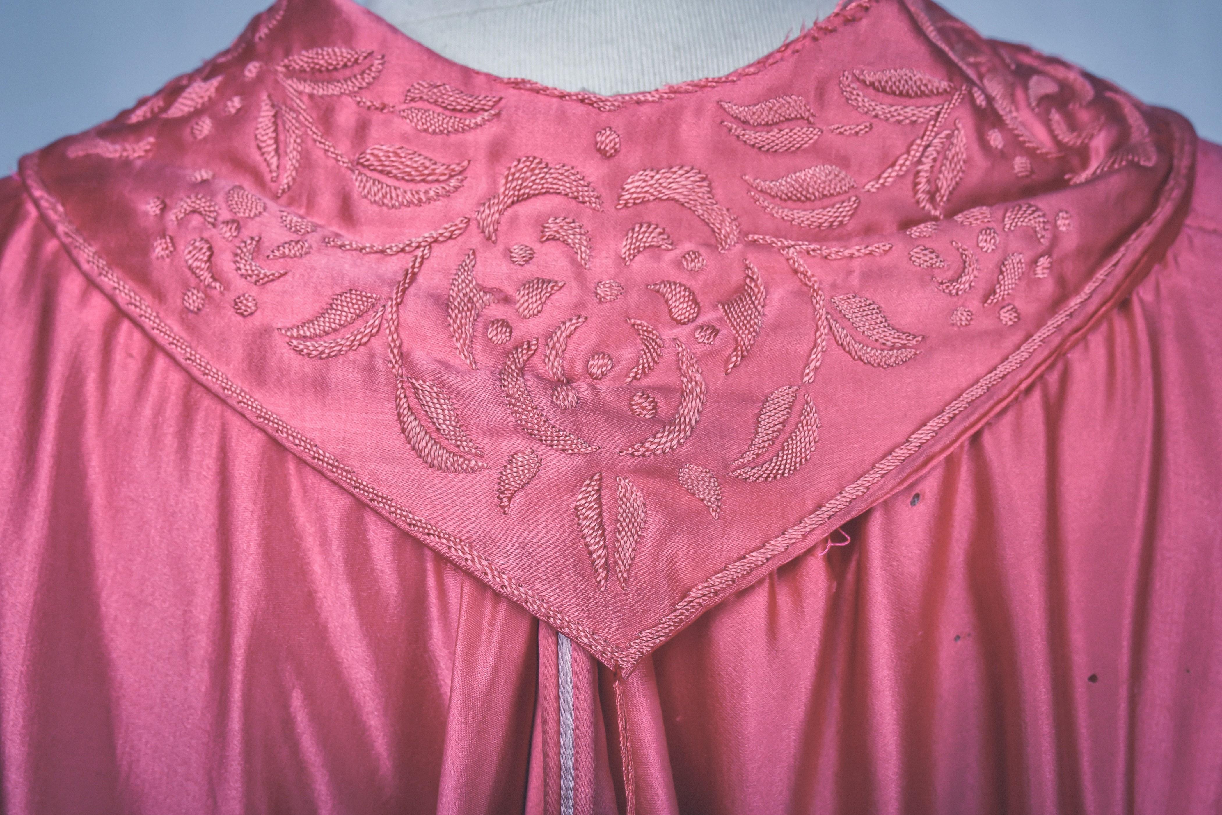 Fuschia Satin Evening Burnous By Liberty of London (Attributed to) Circa 1920 For Sale 4