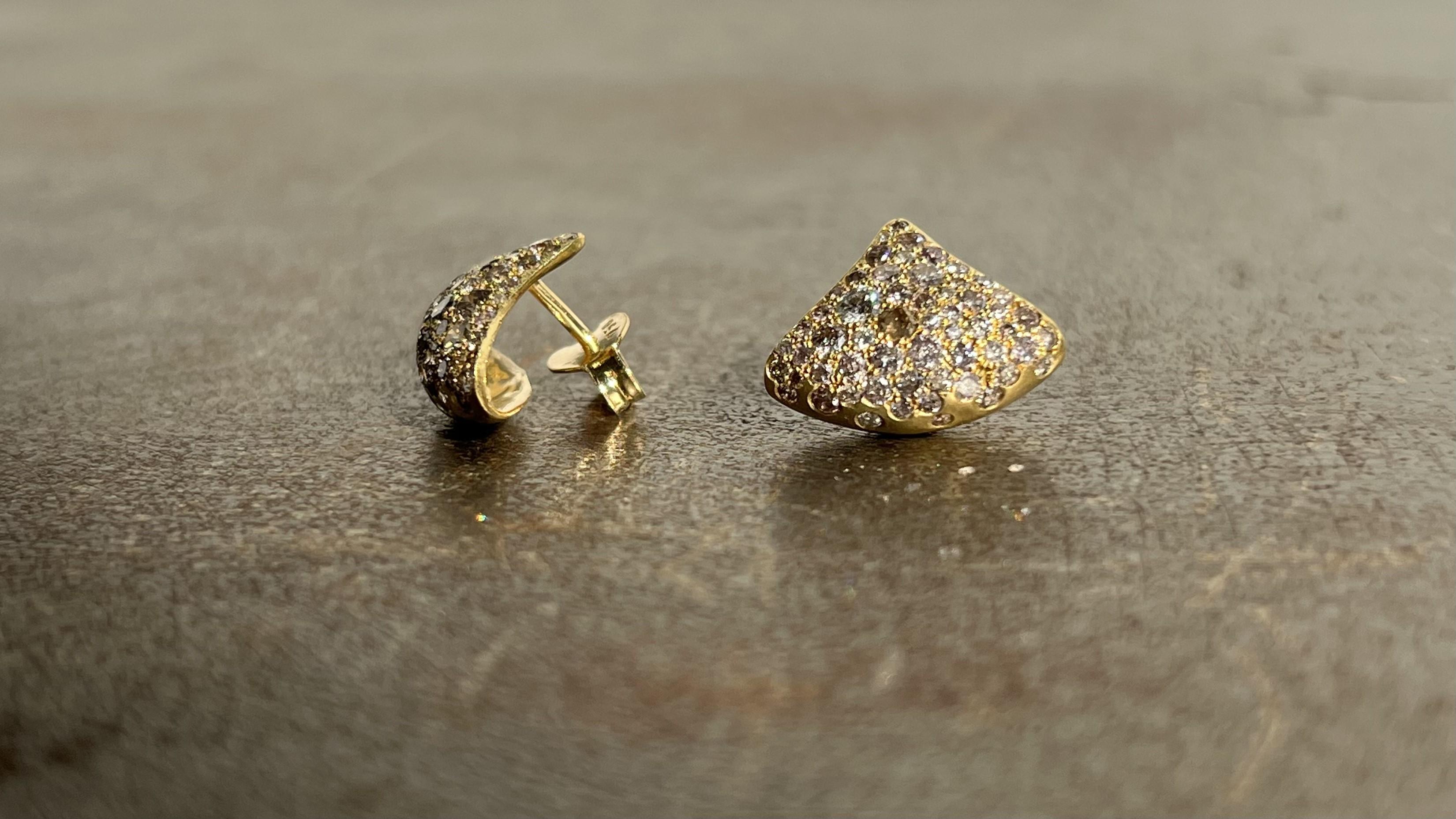 Women's or Men's Fuse 'Blast' Hug 18k Gold Earrings with Diamonds For Sale