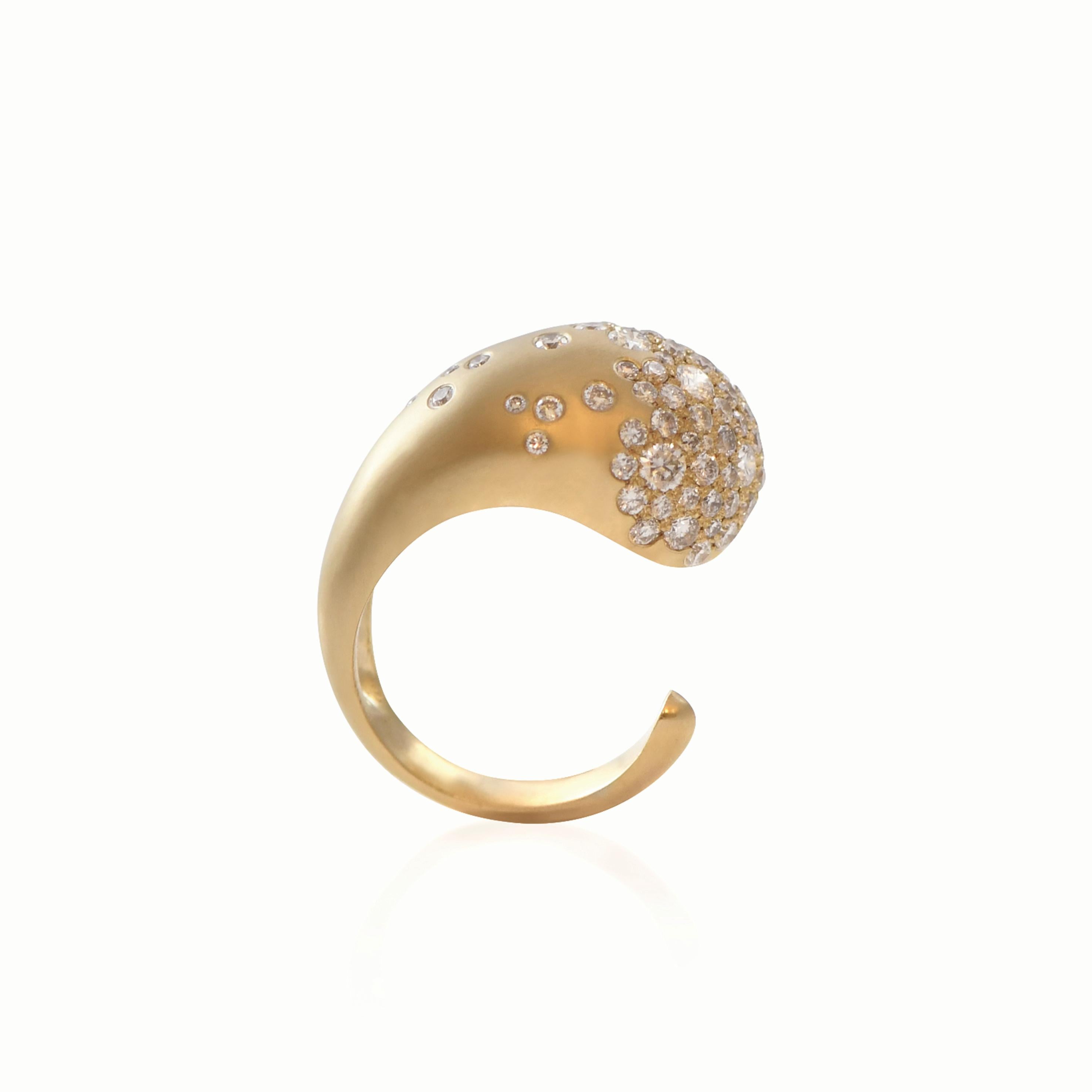 Im Angebot: Fuse Glamour-Ring aus 18 Karat Gold in Rosa mit Champagner-Diamant ()
