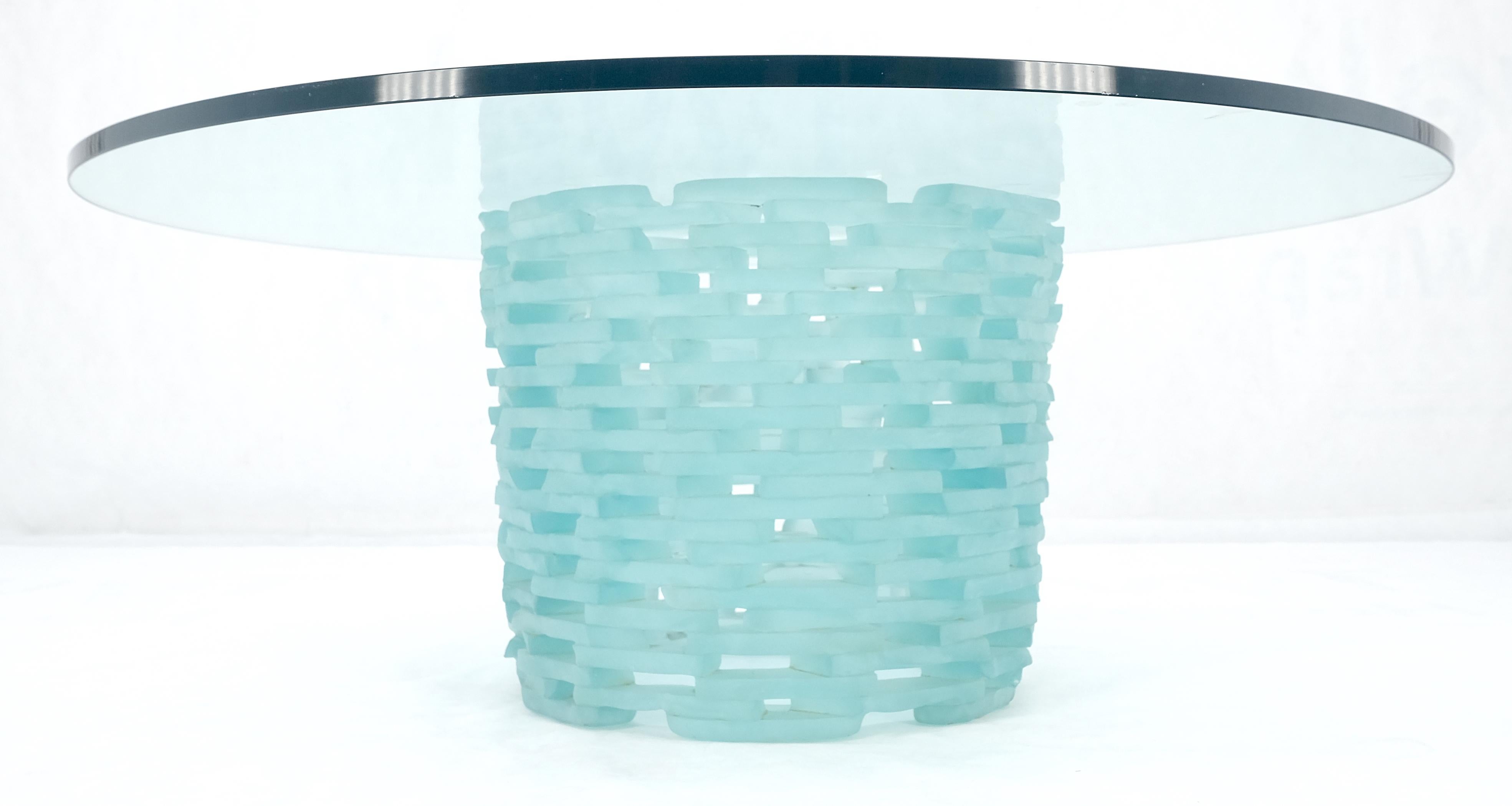 Sculpté Table basse en verre fusionné 