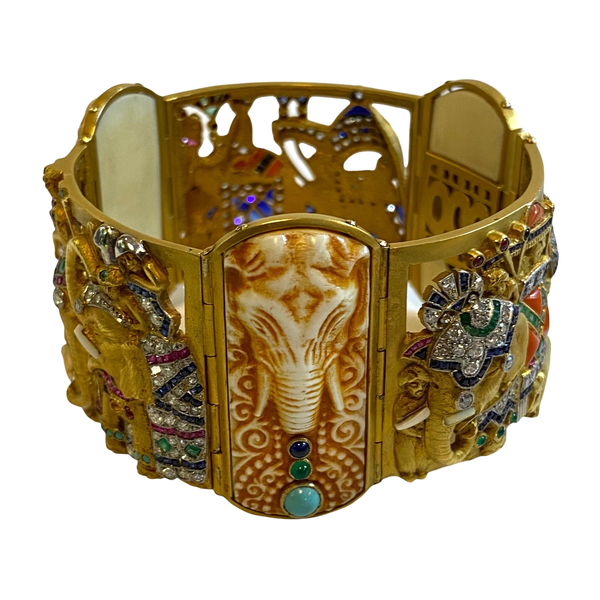 Bracelet de style indien Fuset y Grau en or 18 carats serti de pierres précieuses et de diamants en vente 1