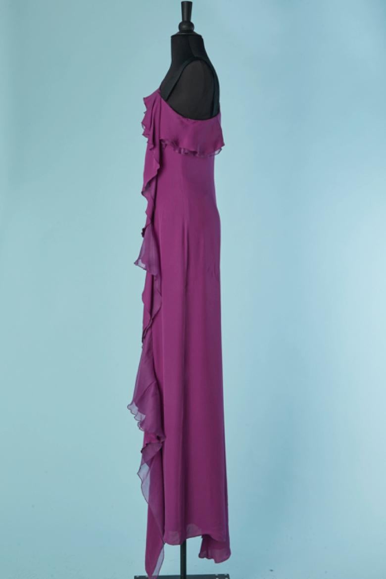 Asymmetrisches Abendkleid aus Seide in Fushia mit Rüschen CAROLINA HERRERA (Violett) im Angebot