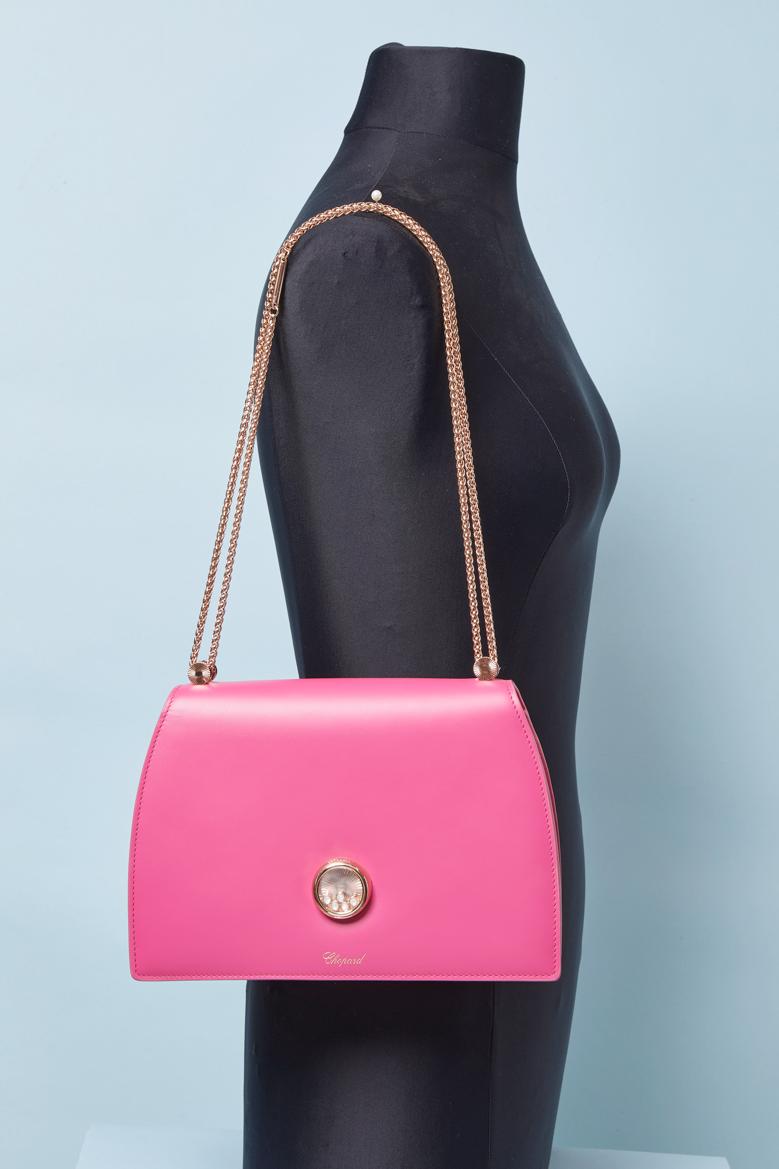 Fushia Ledertasche mit goldener Metallkette CHOPARD (2022) im Angebot 3