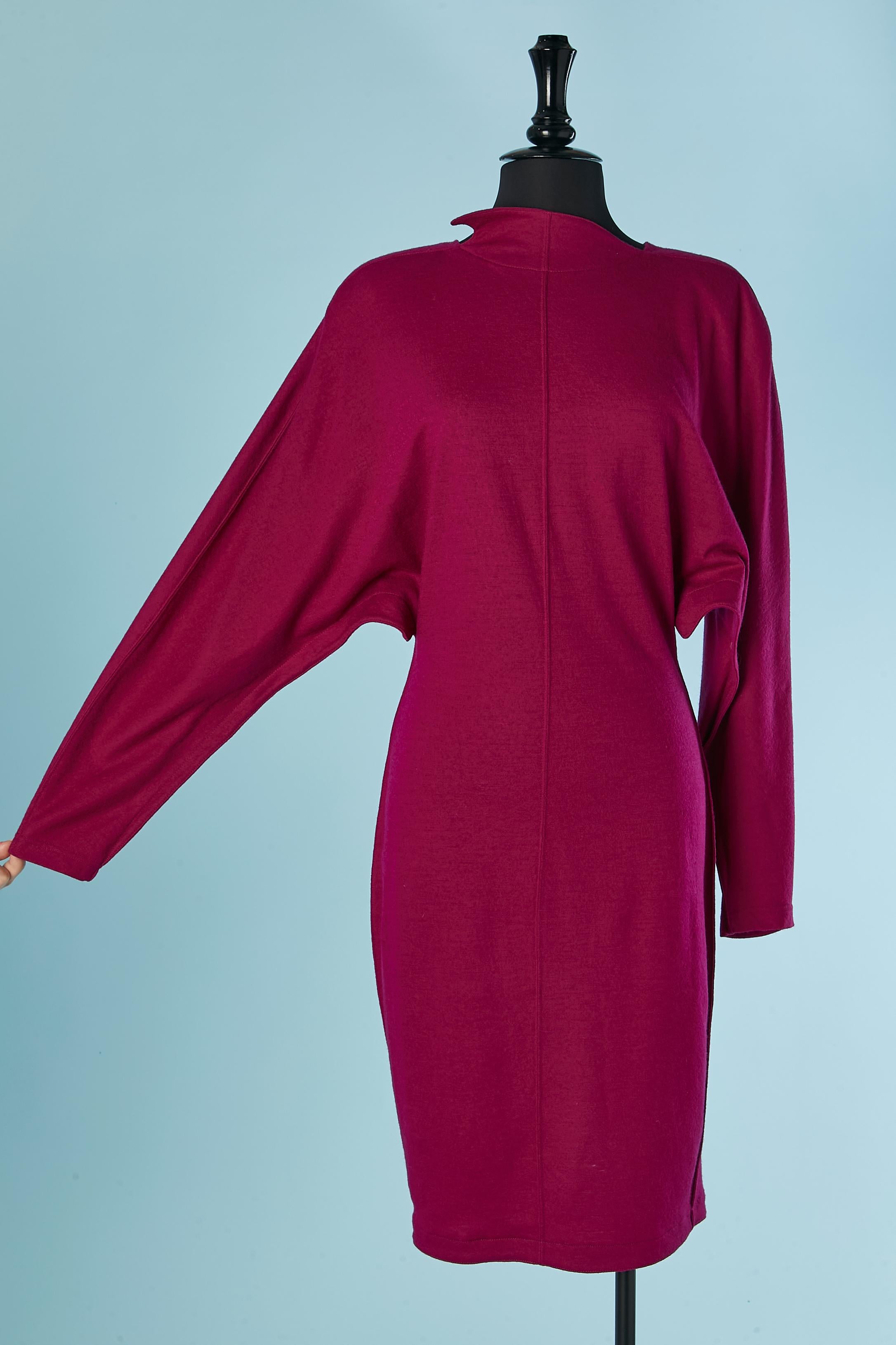 Red Fushia wool jersey dress with bat wings sleeve Thierry Mugler Active For Sale