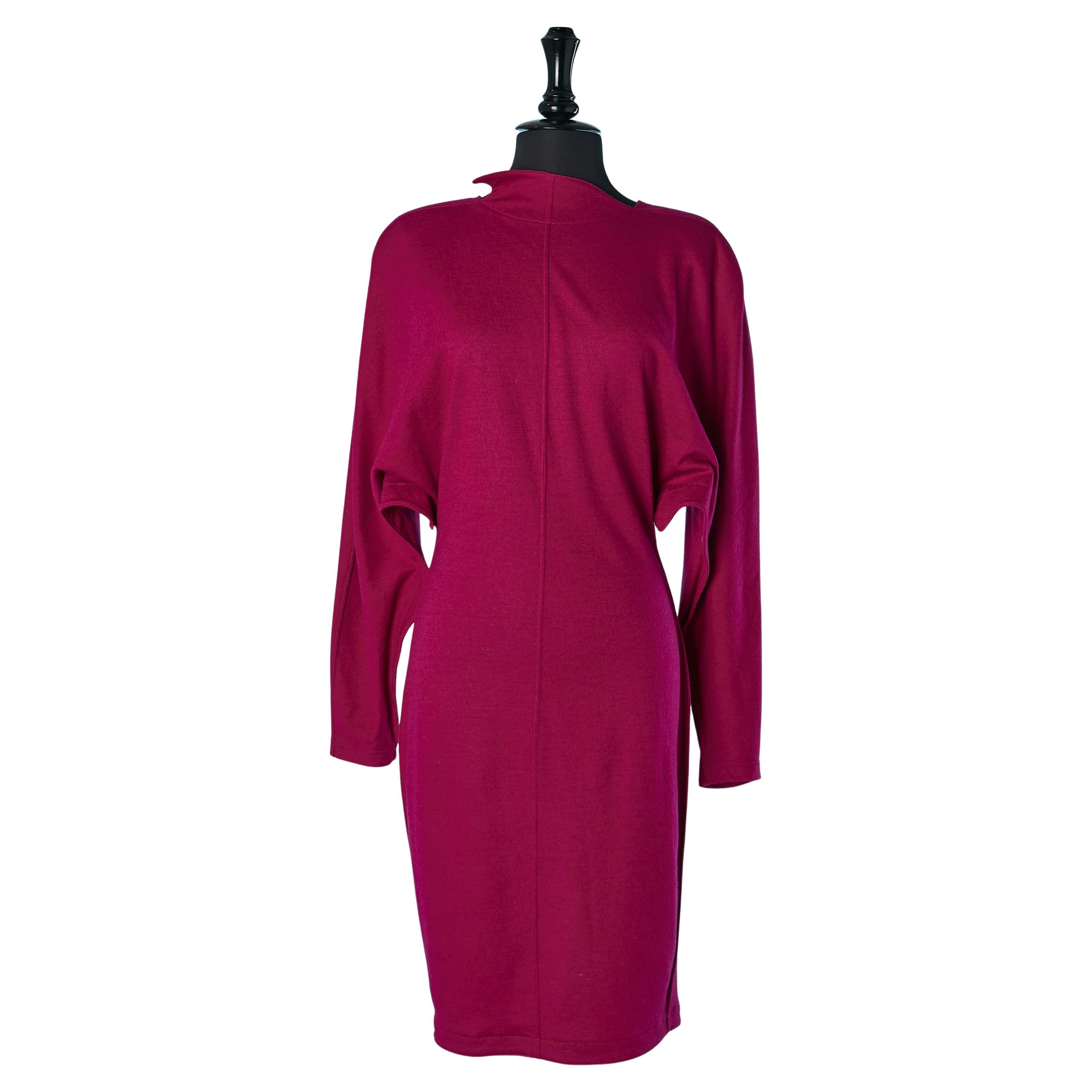 Fushia wool jersey dress with bat wings sleeve Thierry Mugler Active For Sale