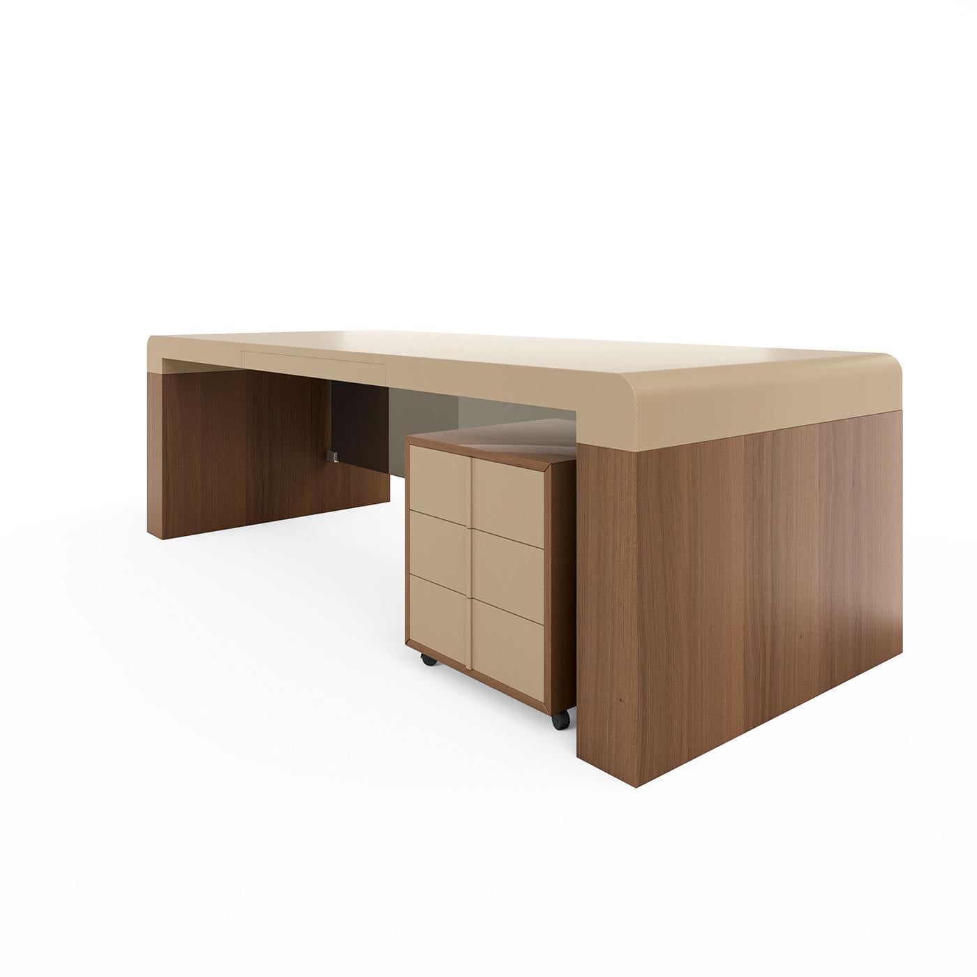 Modern Fusion Desk by Daniele Lo Scalzo Moscheri For Sale
