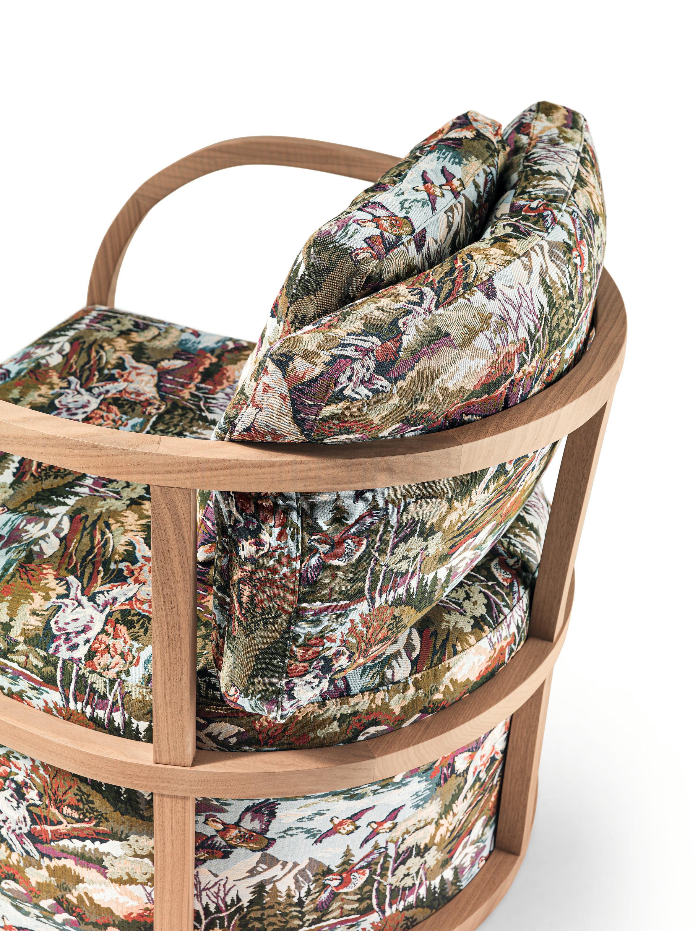 FUSTA Curve Lounge Armchair in Solid Canaletto Walnut by Storagemilano In New Condition For Sale In Lentate sul Seveso, Monza e Brianza