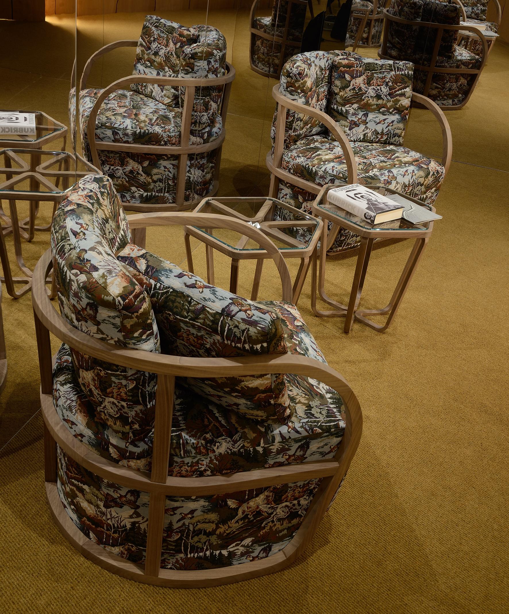 Sillón FUSTA Curve Lounge de nogal canaletto macizo by Storagemilano en venta 1