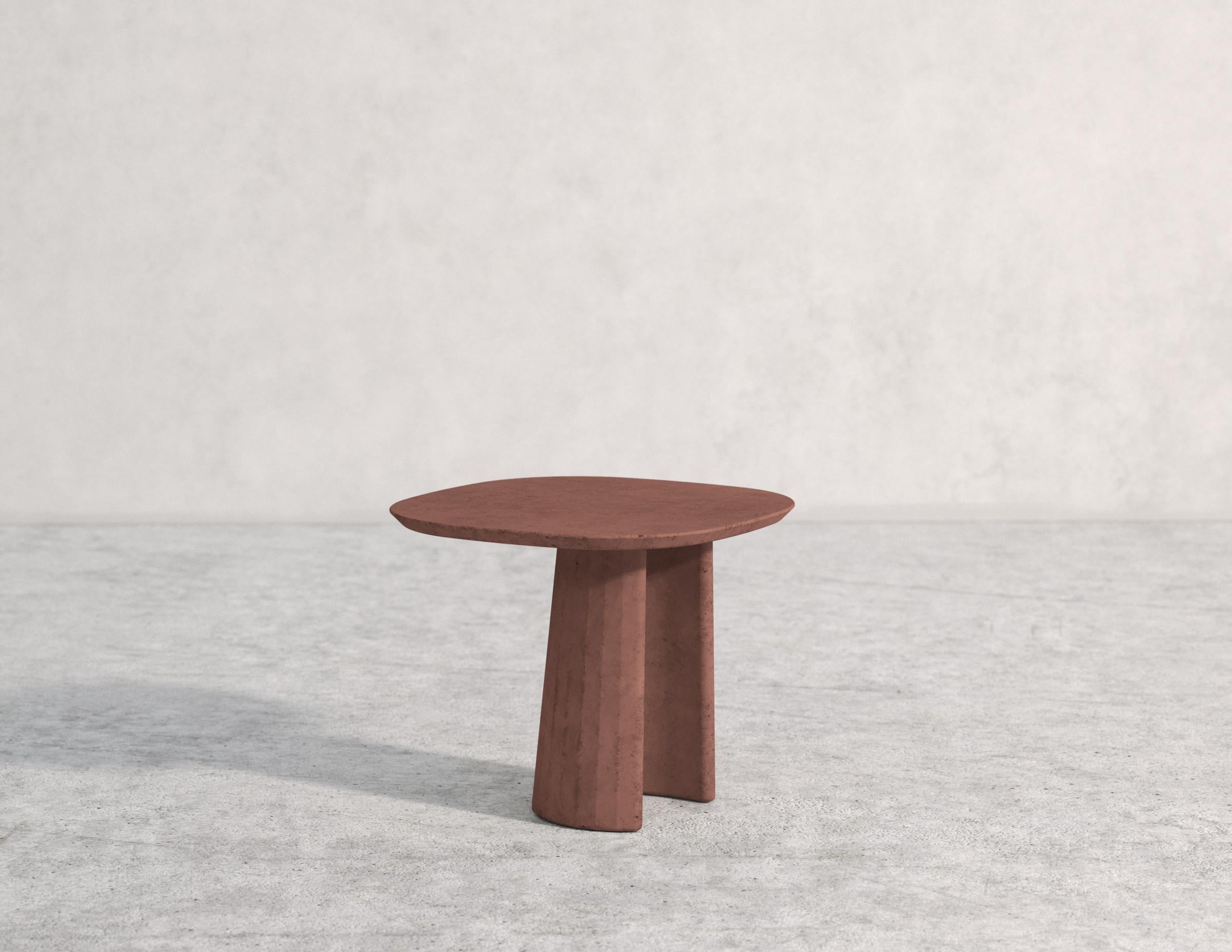 21st Century Studio Irvine Concrete Coffee Side Table Silver Grey Cement Mod.I In New Condition For Sale In Rome, Lazio