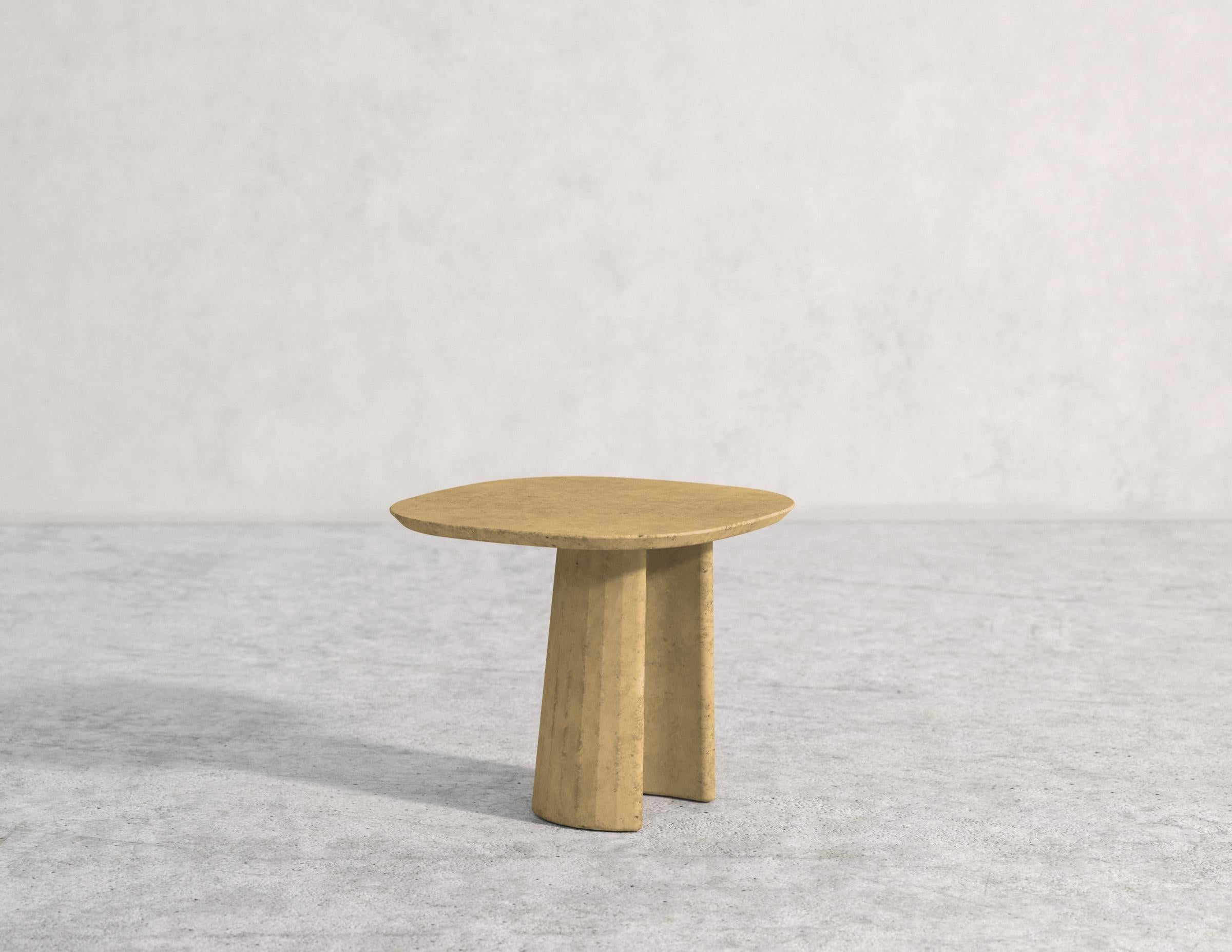 21st Century Studio Irvine Concrete Coffee Side Table Silver Grey Cement Mod.I For Sale 1