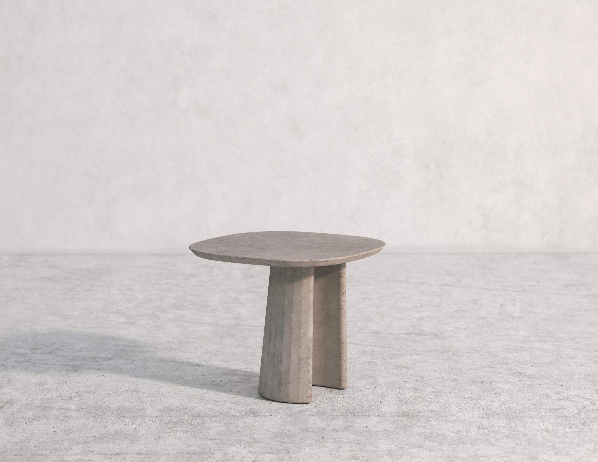 21st Century Studio Irvine Concrete Coffee Side Table Silver Grey Cement Mod.I For Sale 3