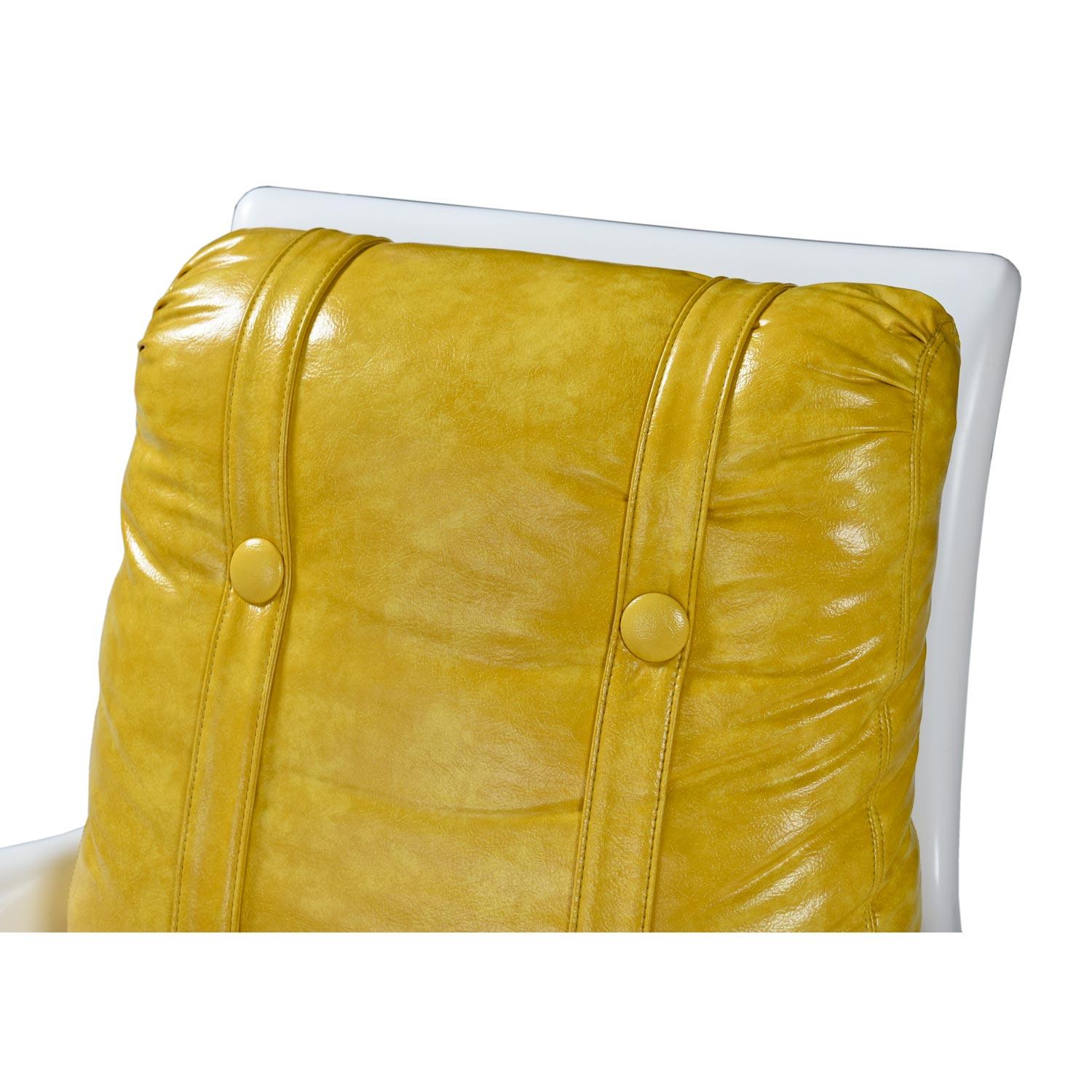 Futorian Decorian Molded Plastic Lemon Candy Shell Italian Modern Lounge Chairs 1