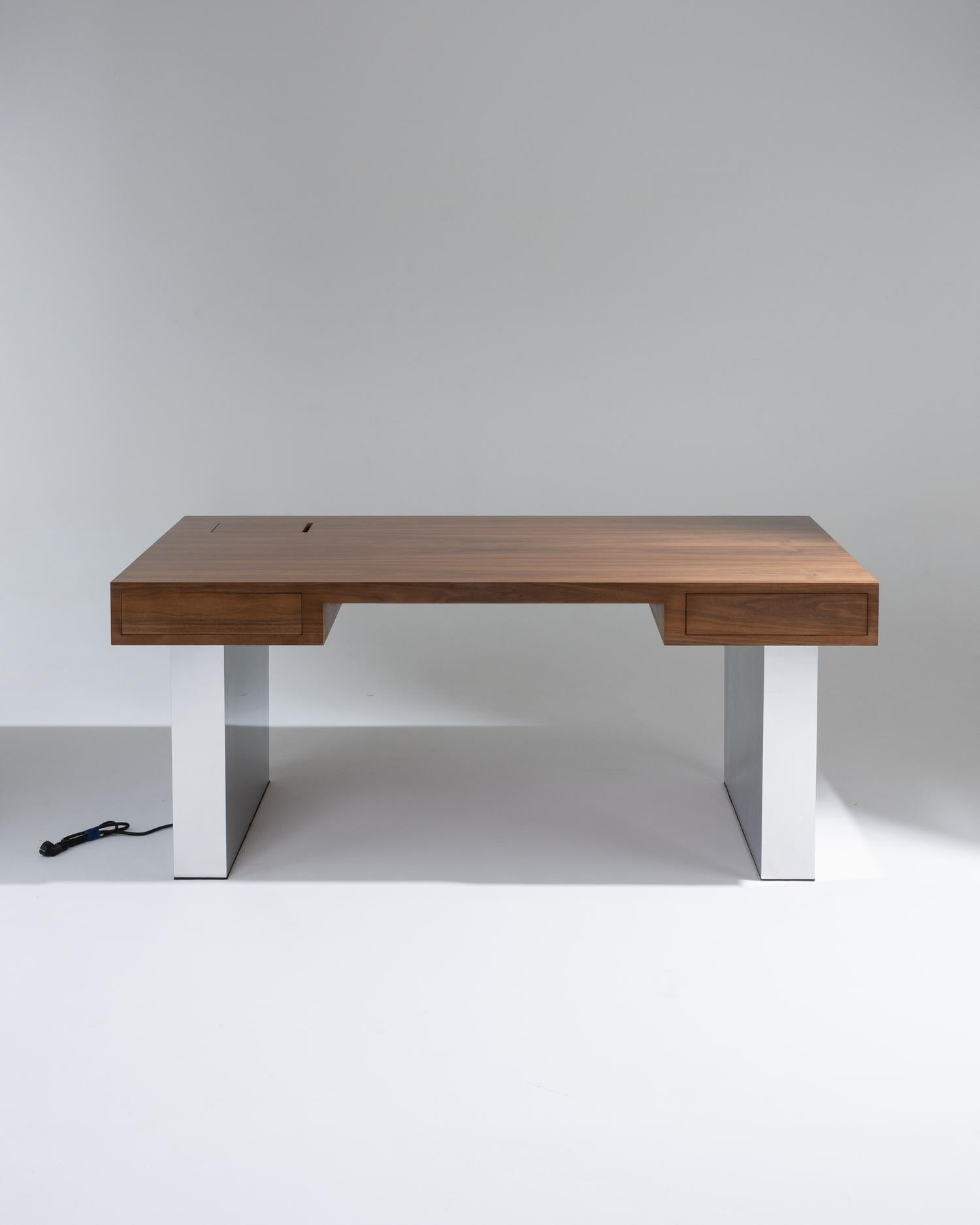 “Futur” Desk For Sale 5