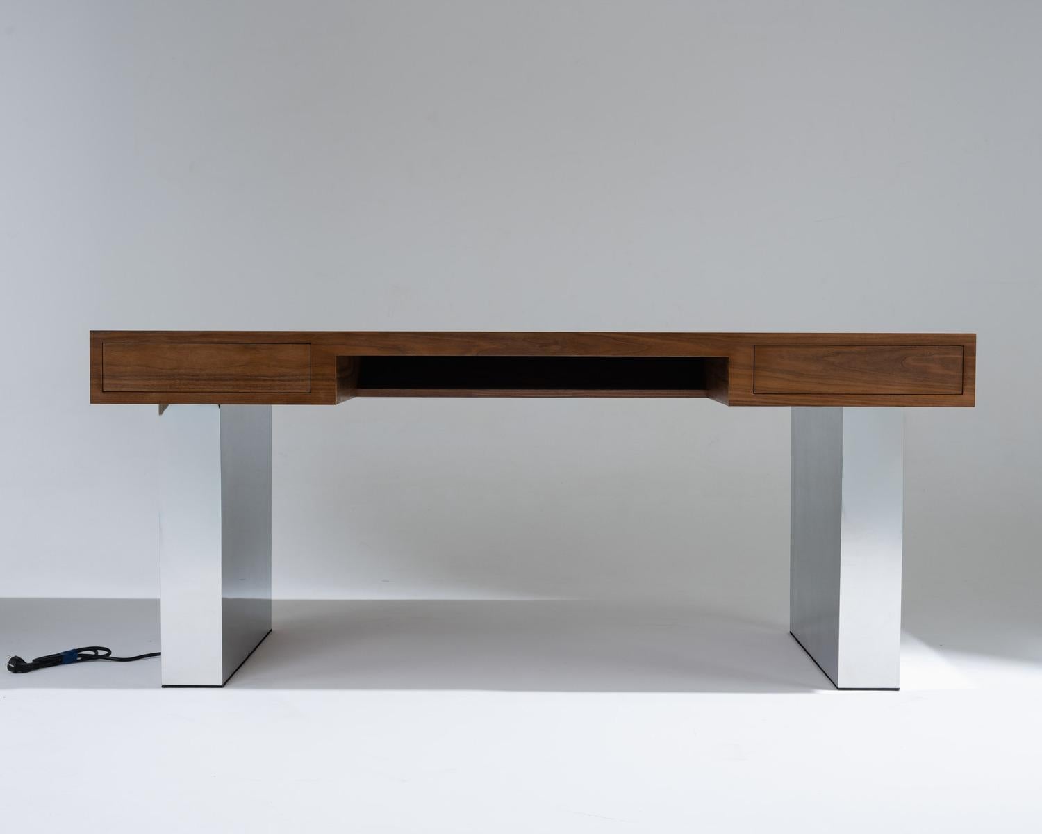 “Futur” Desk For Sale 6