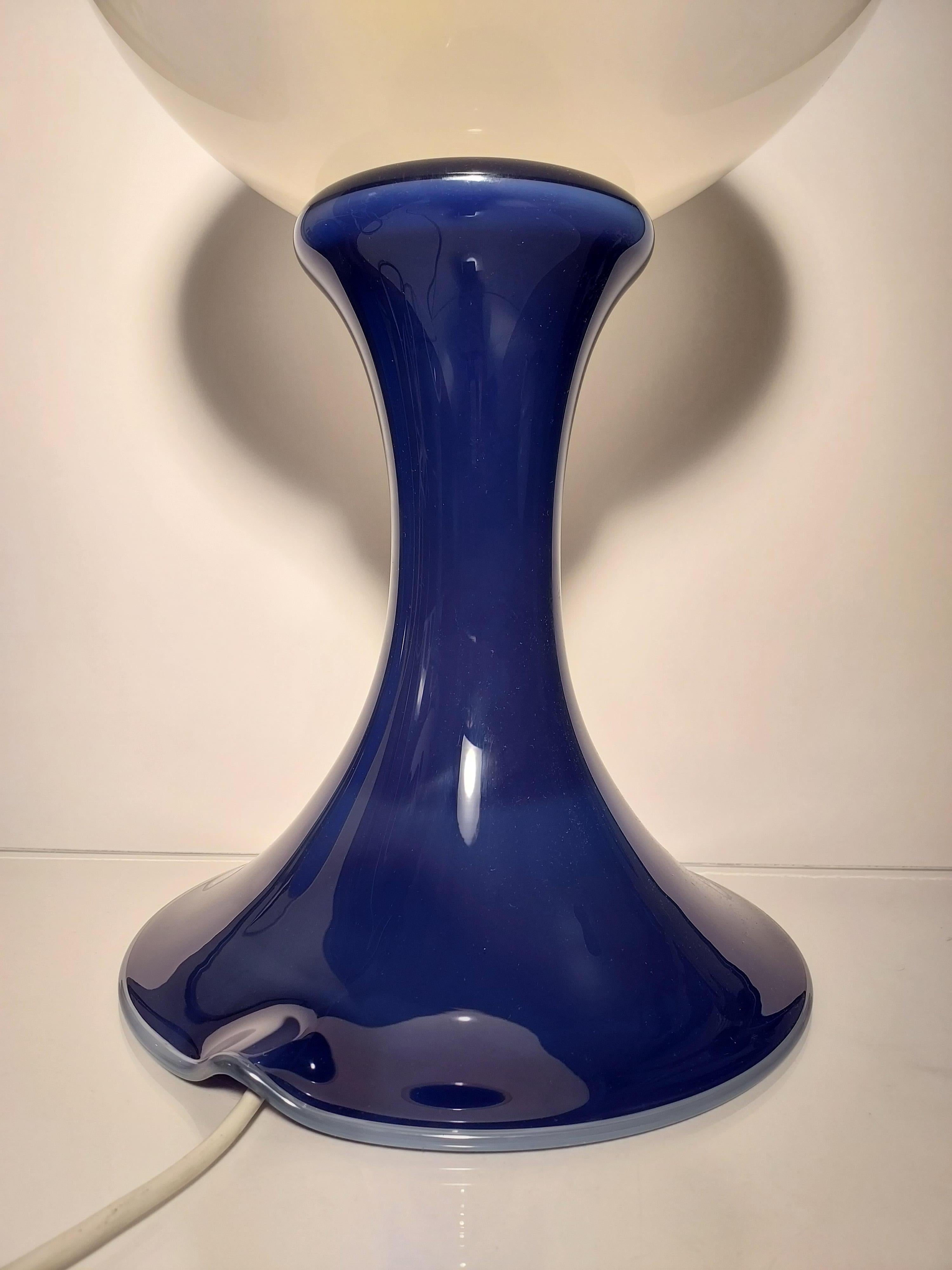 Modern Futura Table Lamp, Handmade Contemporary Luxury Glass Lighting For Sale