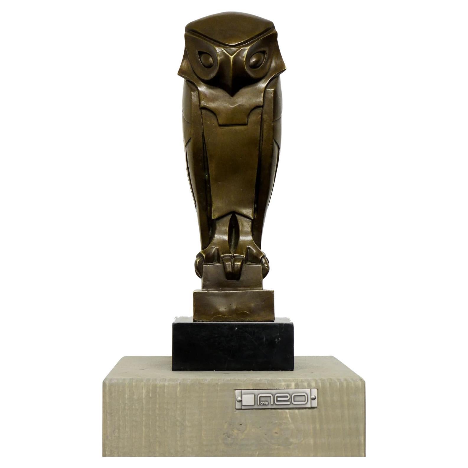 Scultura futurista in bronzo , Il gufo