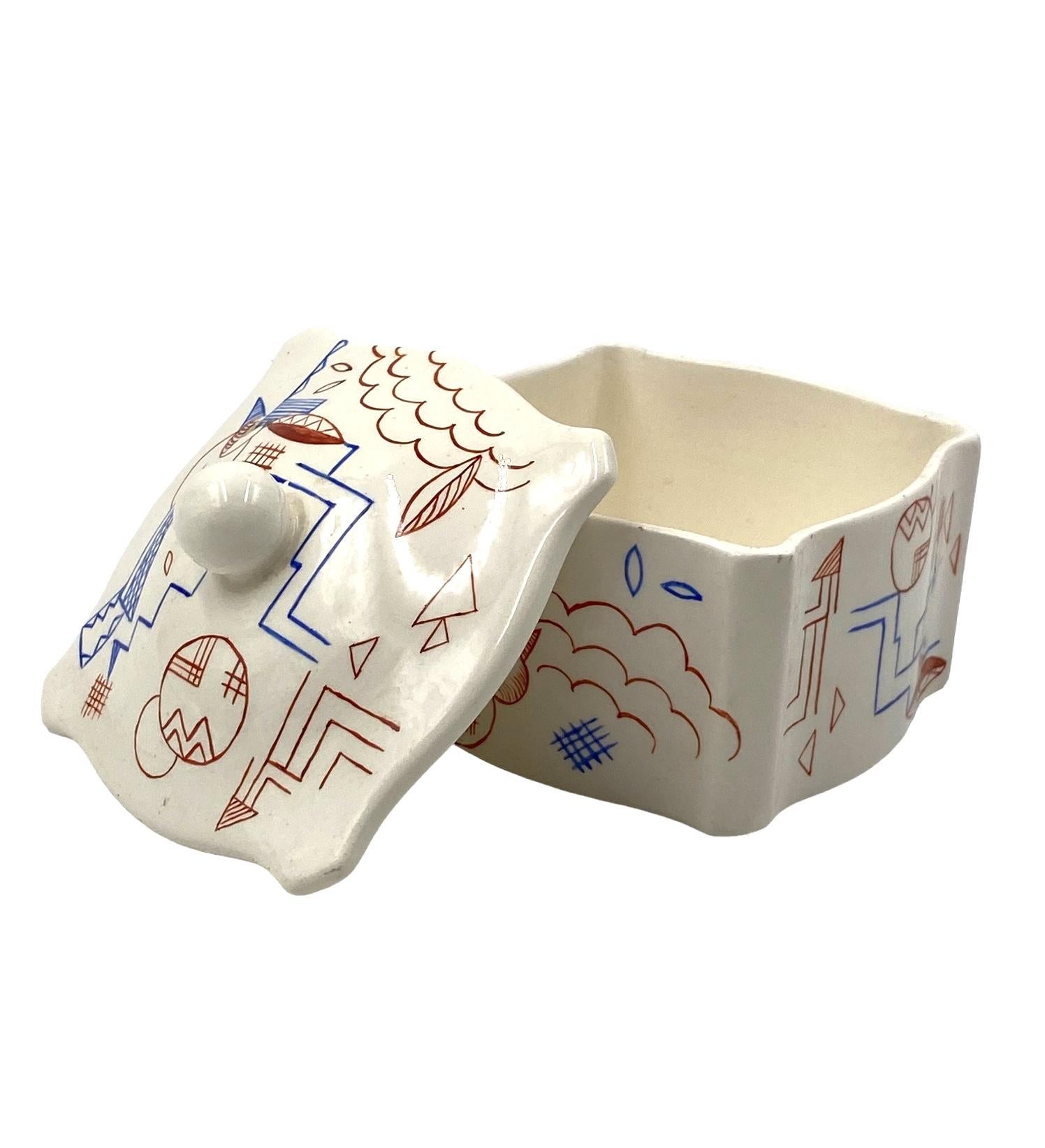 Futurist ceramic box, Germany 1930s For Sale 13