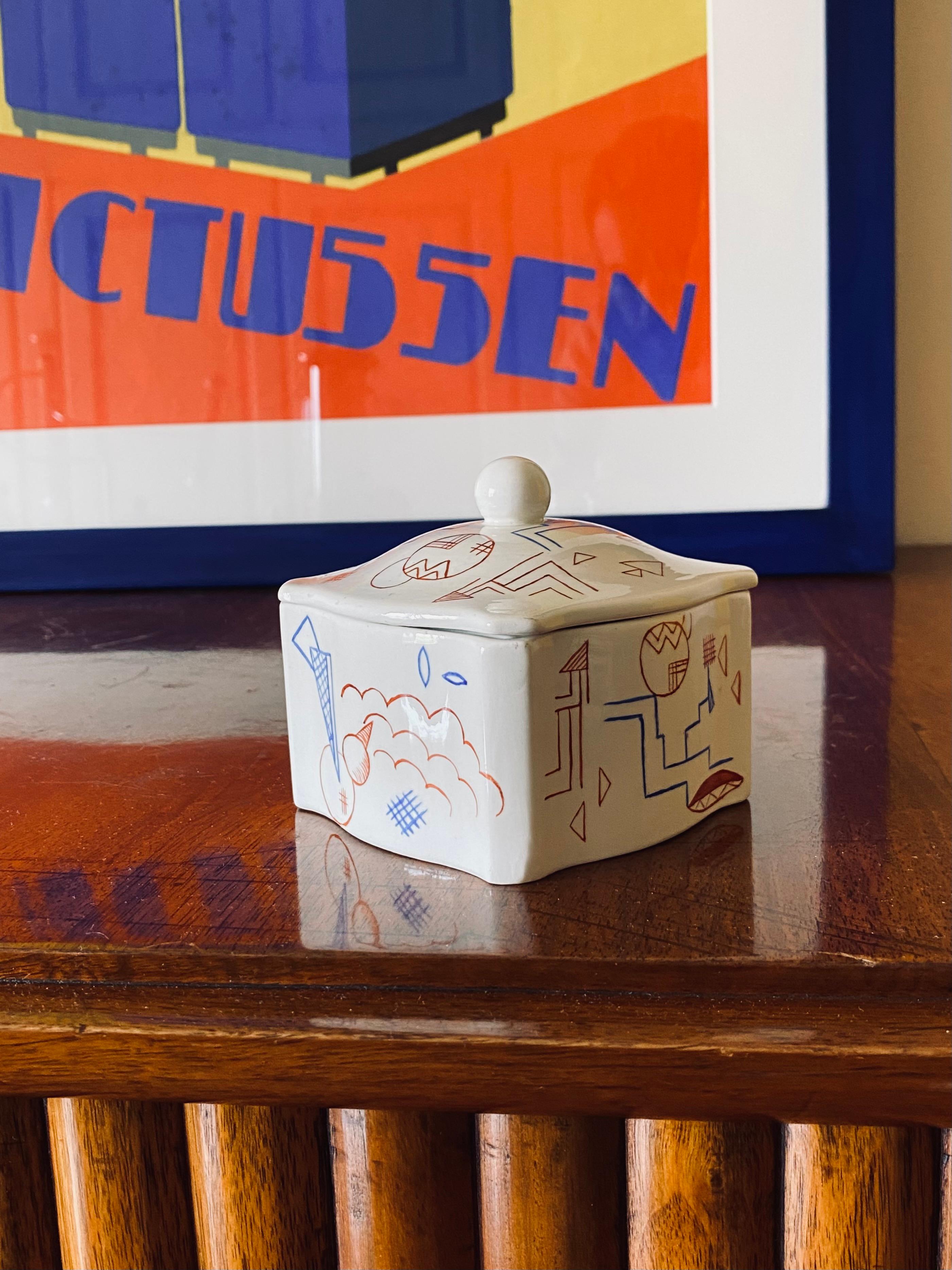 Italian Futurist ceramic box, Germany 1930s For Sale