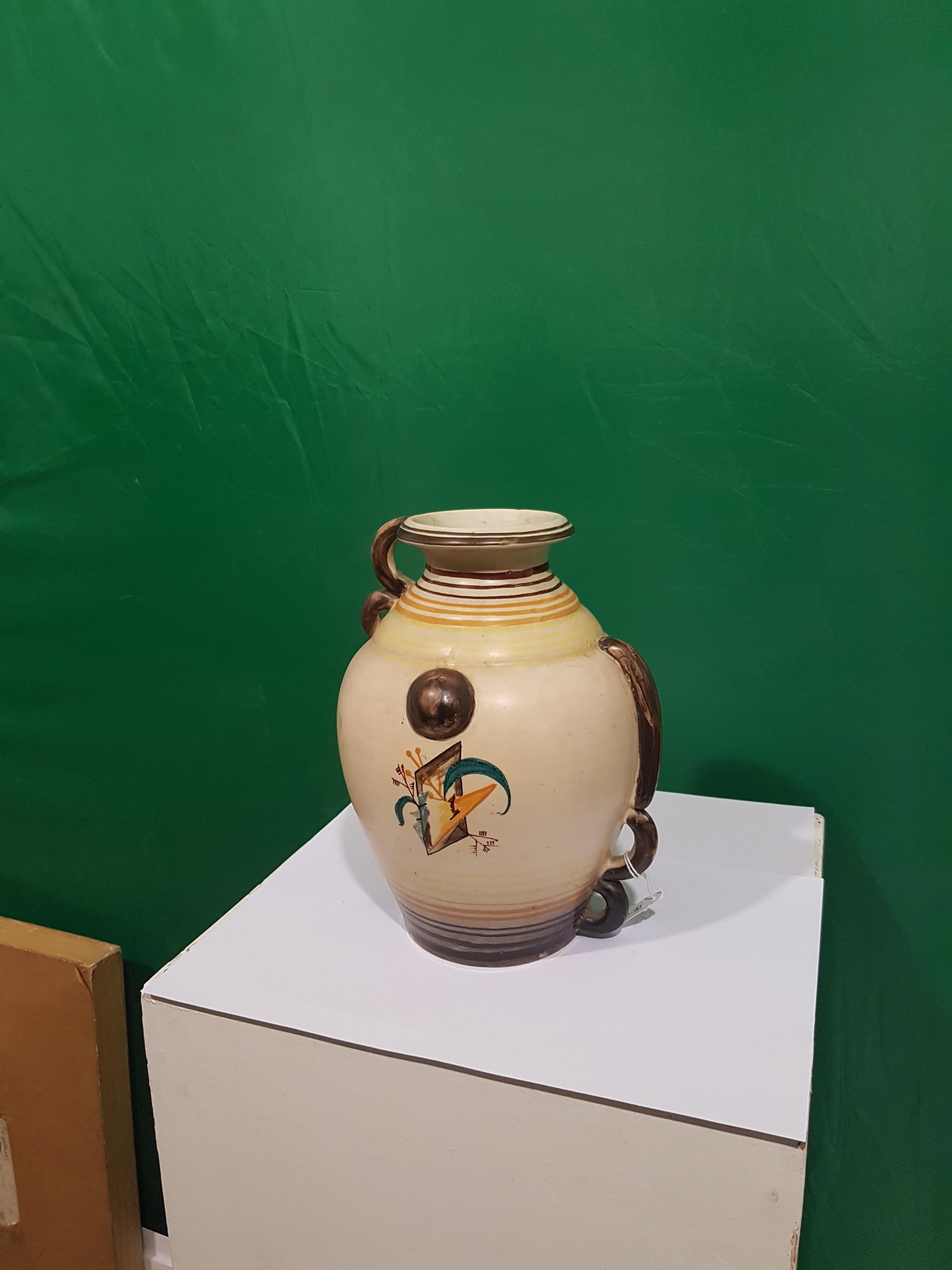 Futurist Ceramic Vase by Nicolaj Diulgheroff, 1930s In Good Condition In Roma, IT