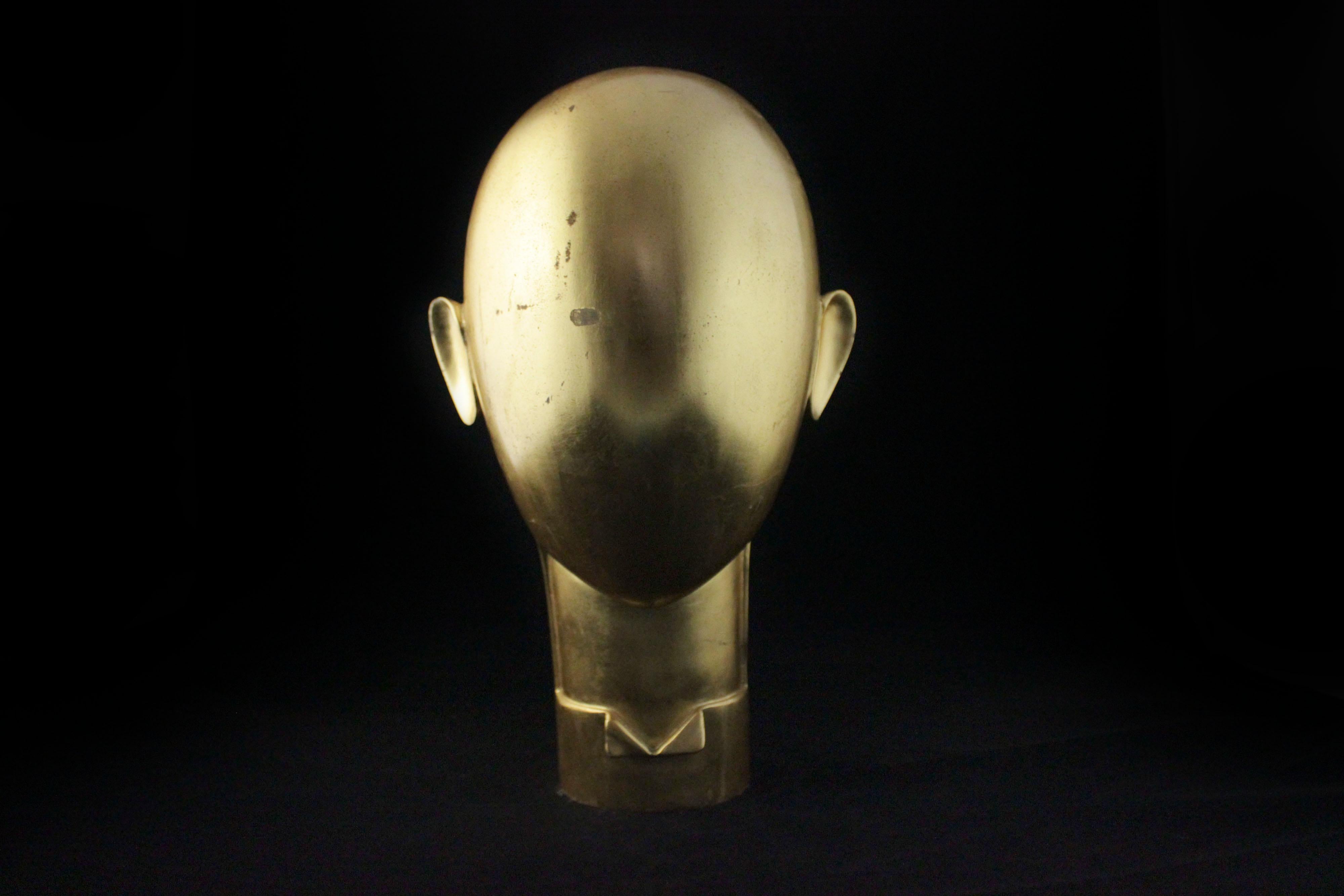 Futuristische Skulptur aus vergoldetem Metall im Stil von Franz Hagenauer im Angebot 1
