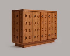 Buffet ou armoire futuriste en cerisier de Muhly avec boutons en fonte