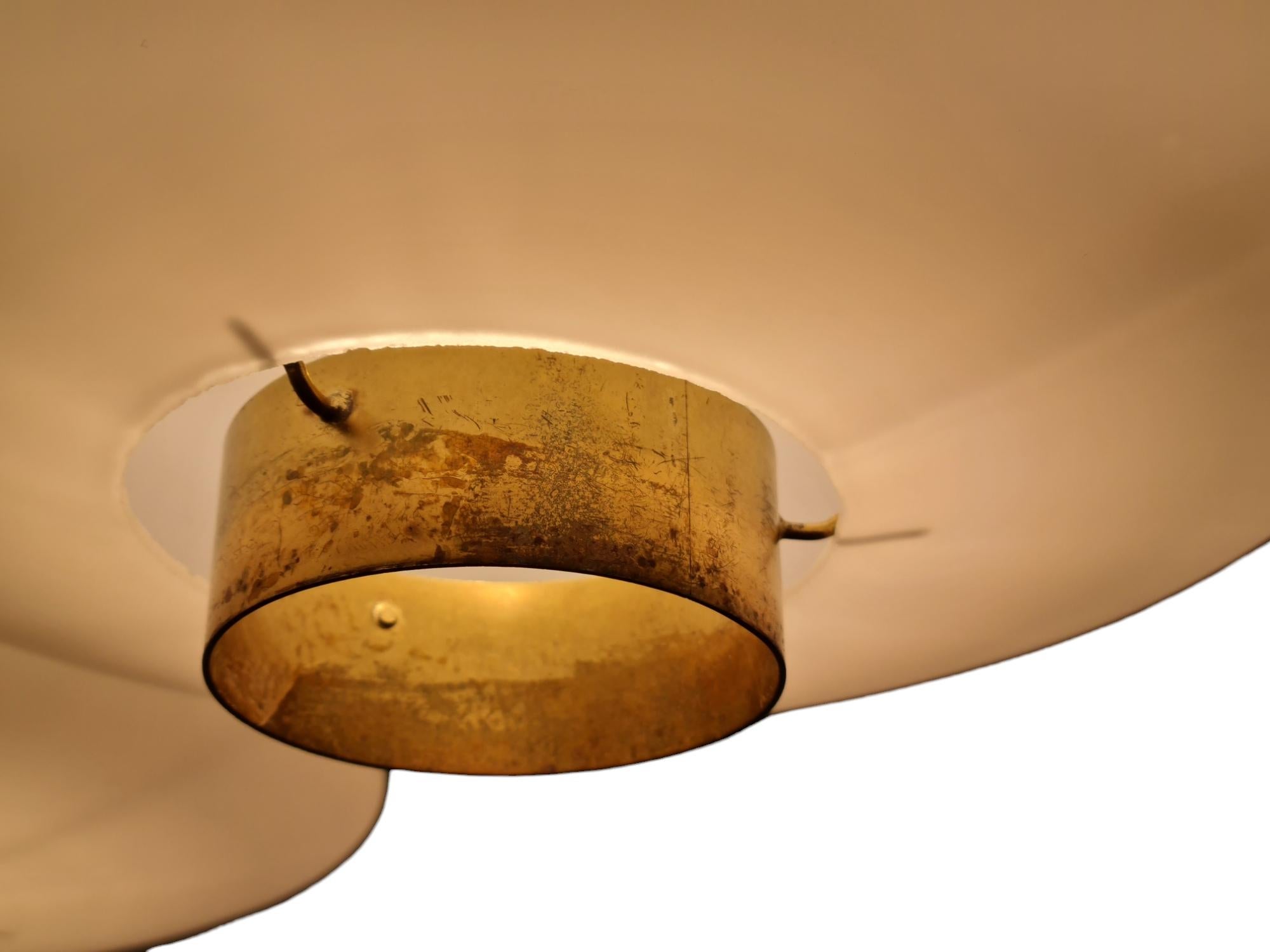 Lampada da soffitto futuristica 