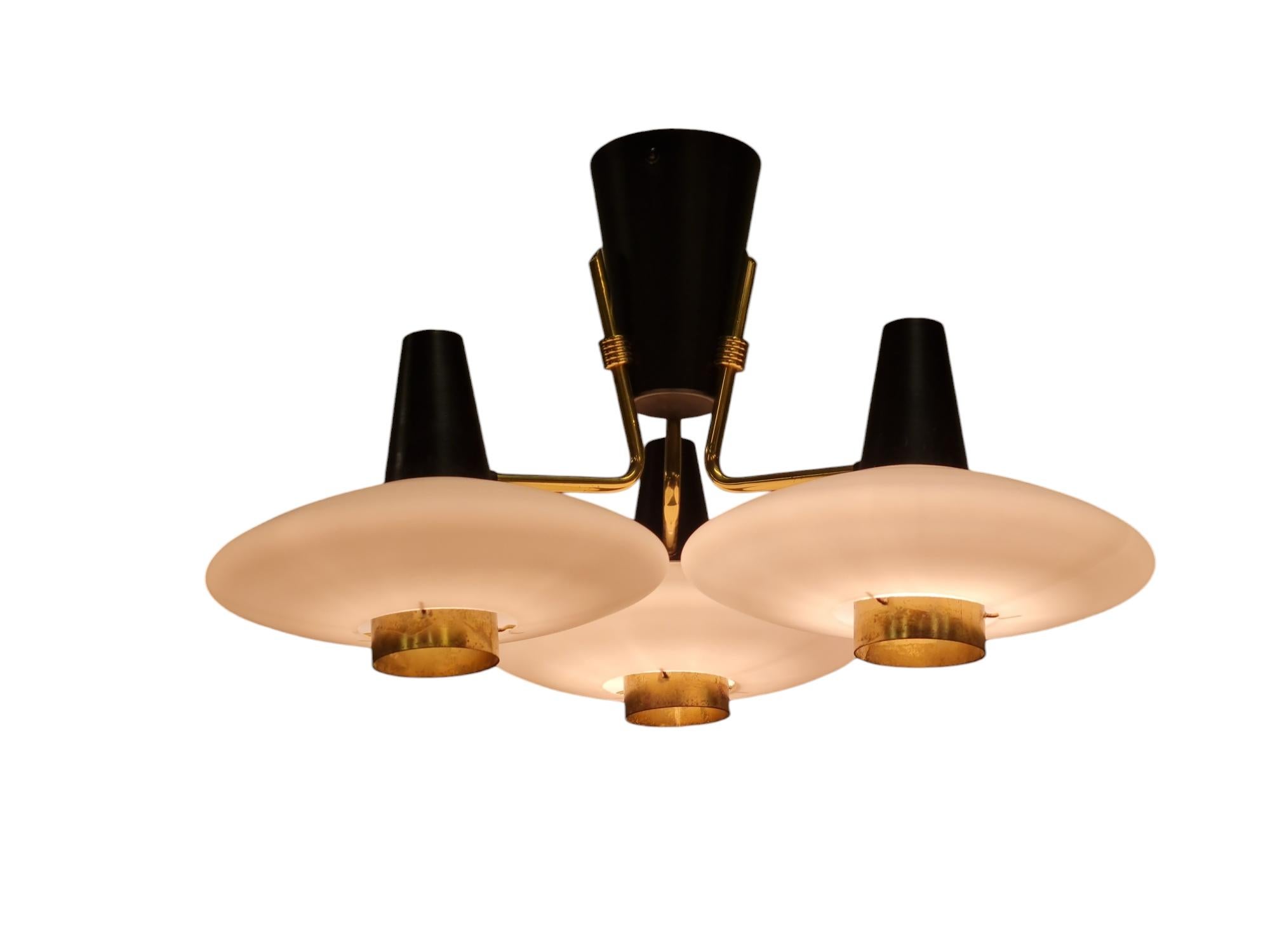 Lampada da soffitto futuristica 