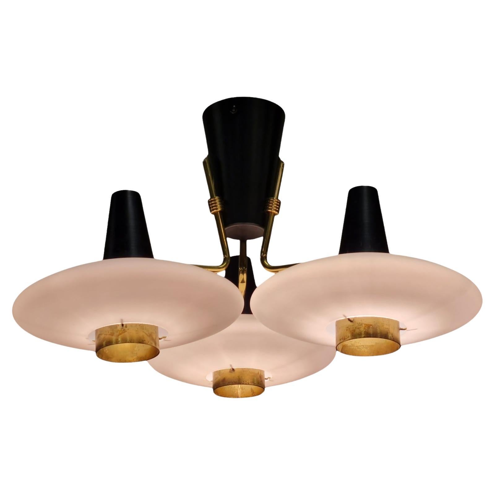 Plafonnier futuriste "Enterprise" ER 113/3, verre noir et laiton, Itsu 1950s