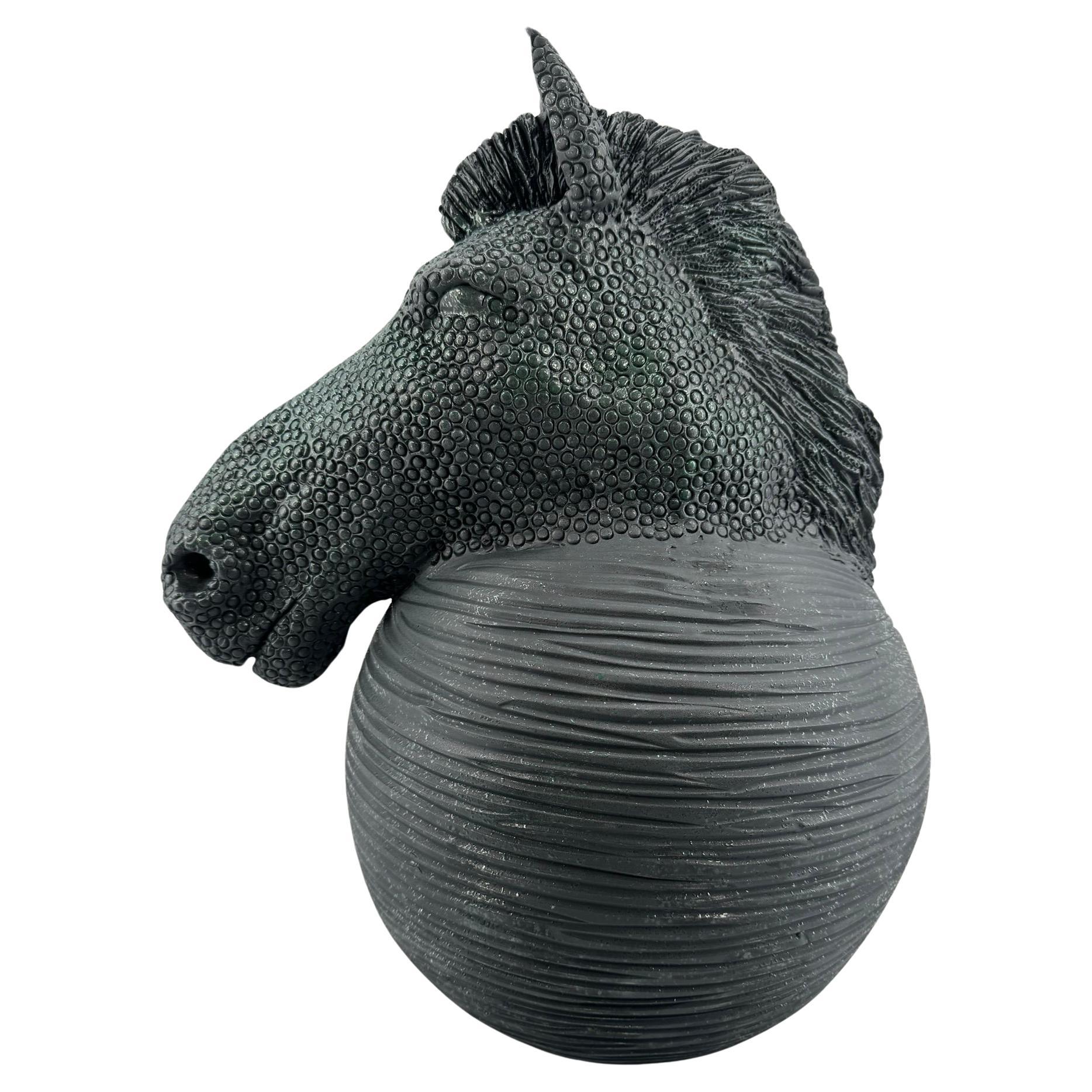 Futuristisches Pferd, einzigartiger Tafelaufsatz aus Keramik, handgefertigt ohne Form, NEU 2024