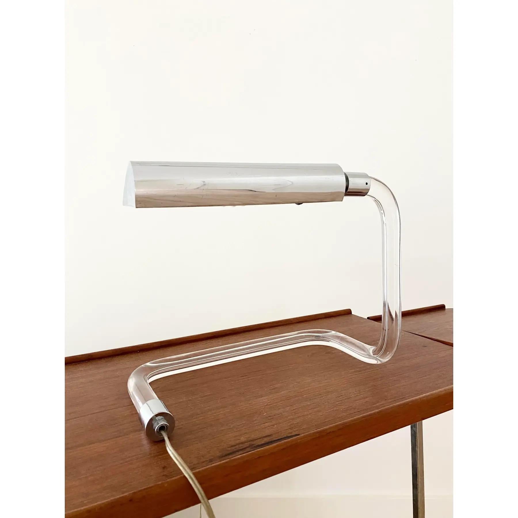 Futuristic Lucite Lamp Peter Hamburger for Knoll In Good Condition For Sale In Round Top, TX