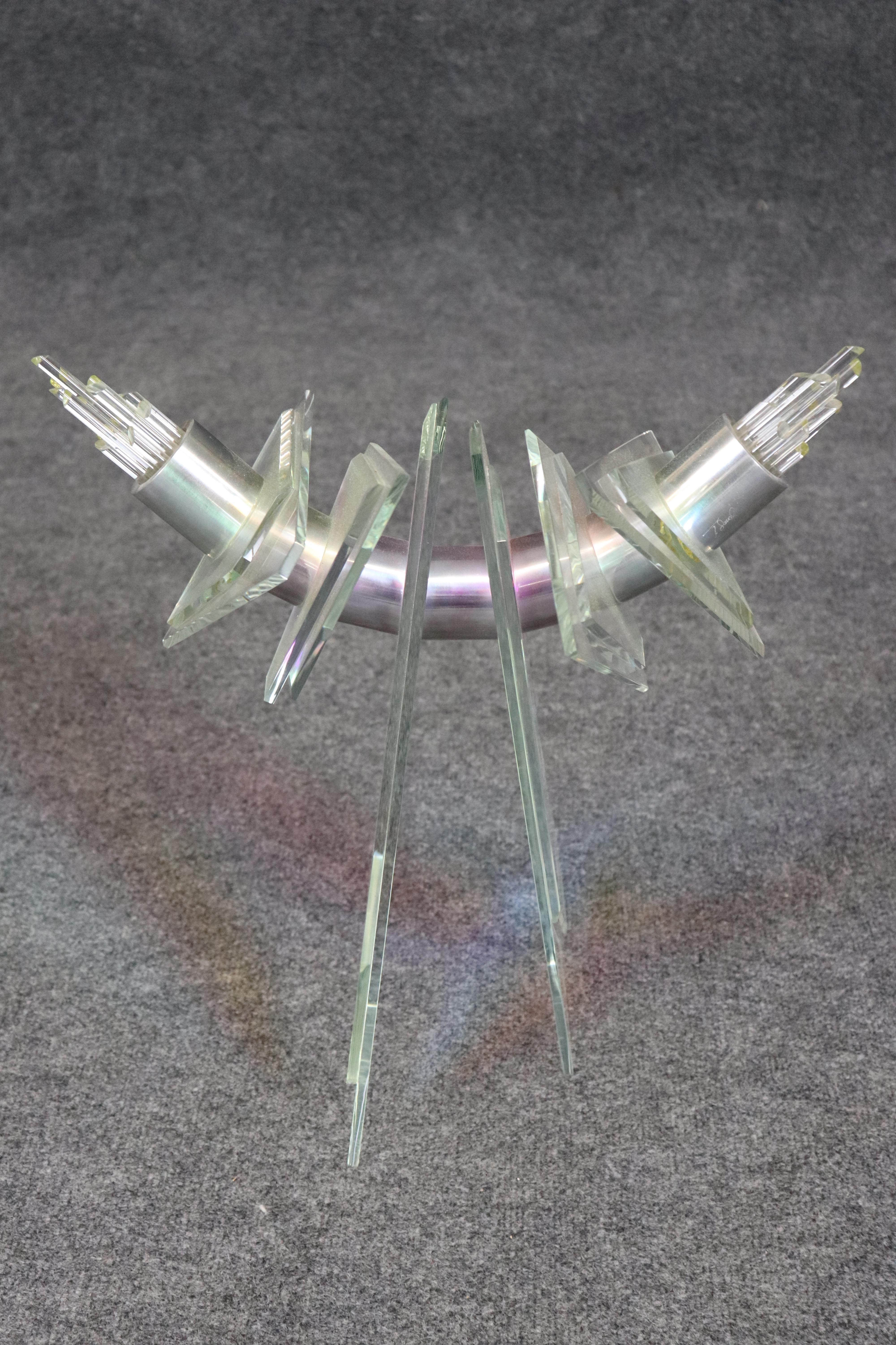 Lampe de table futuriste en verre et lucite fabriquée en studio, The Moderns MCM Bon état - En vente à Swedesboro, NJ