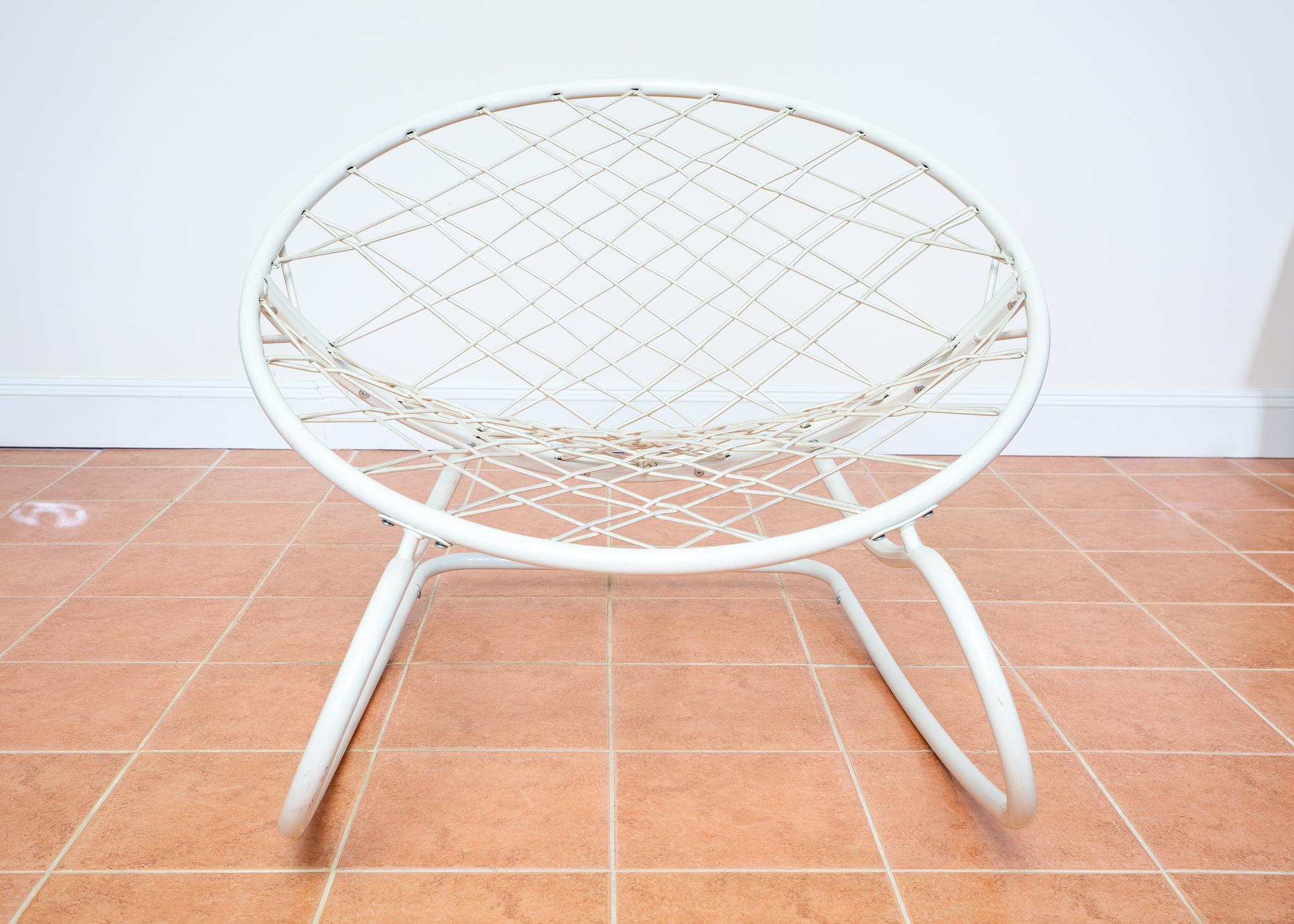 Sedia a dondolo futuristica danese Large White Space Age Minimalista Architettonica in vendita 9