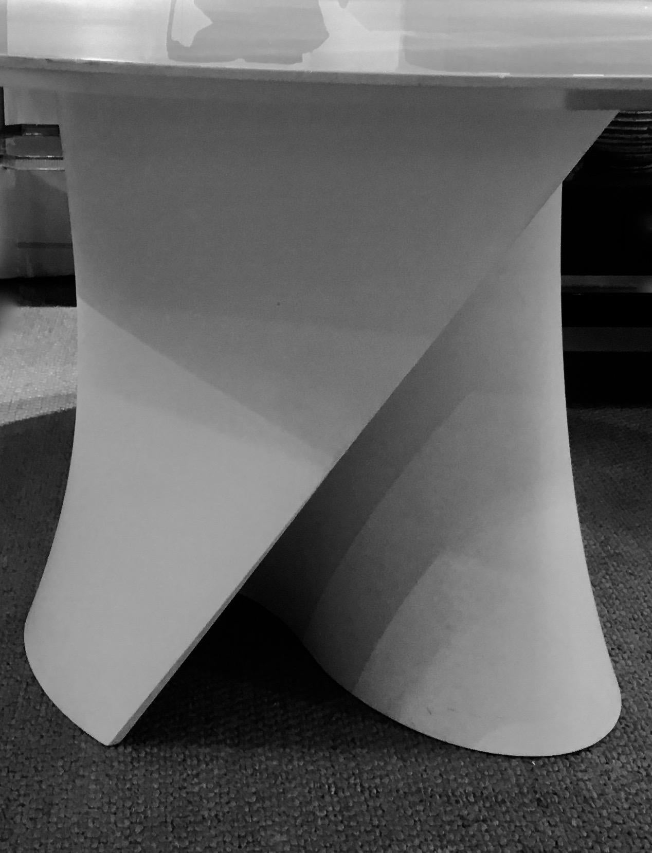 Futuristic White Cristalplant Circular Dining Table by Xavier Lust, Italy, 2007 In Good Condition In Brussels, BE