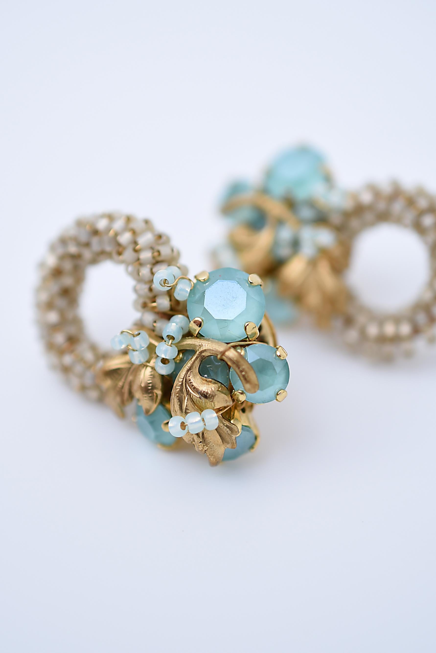 fuusenkazura bouquet earring / vintage jewelry , vintage beads, vintage earring In New Condition For Sale In Sammu shi, JP